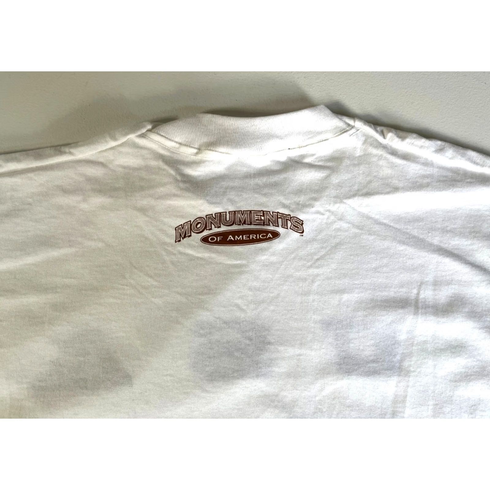 Fruit Of The Loom VINTAGE Fruit of the Loom The Farm USA T-Shirt Unisex Adults XL White Crew Neck Short Sleeve Size US XL / EU 56 / 4 - 5 Thumbnail