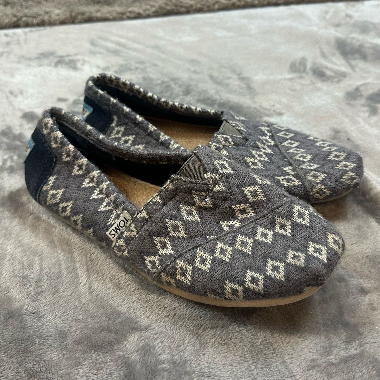 Toms Toms Gray Geo Diamond Fabric Shoes Sneakers Slip Ons 6 Size US 6 / IT 36 - 10 Thumbnail