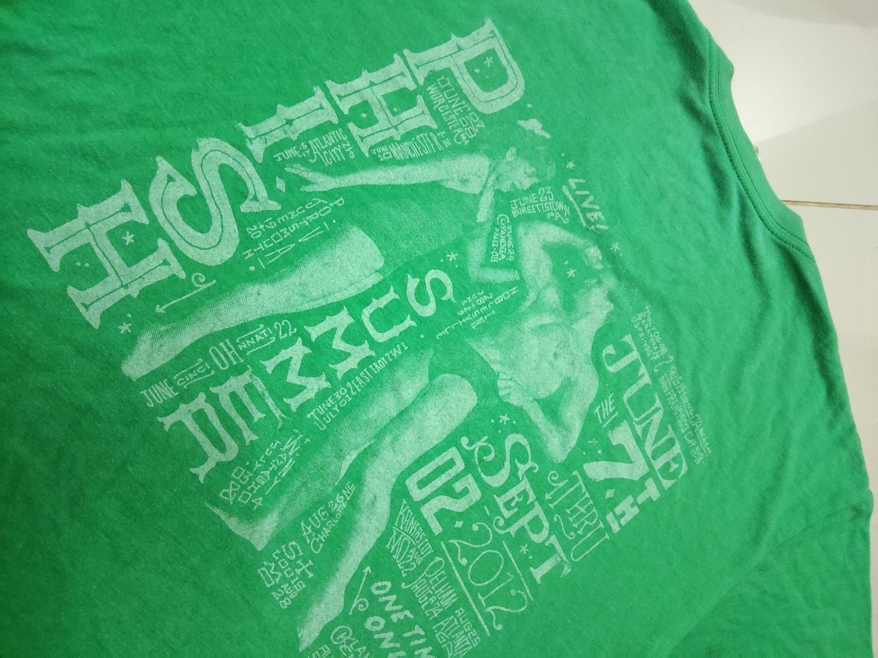 Band Tees PHISH band concert t shirt rare Size US M / EU 48-50 / 2 - 6 Thumbnail