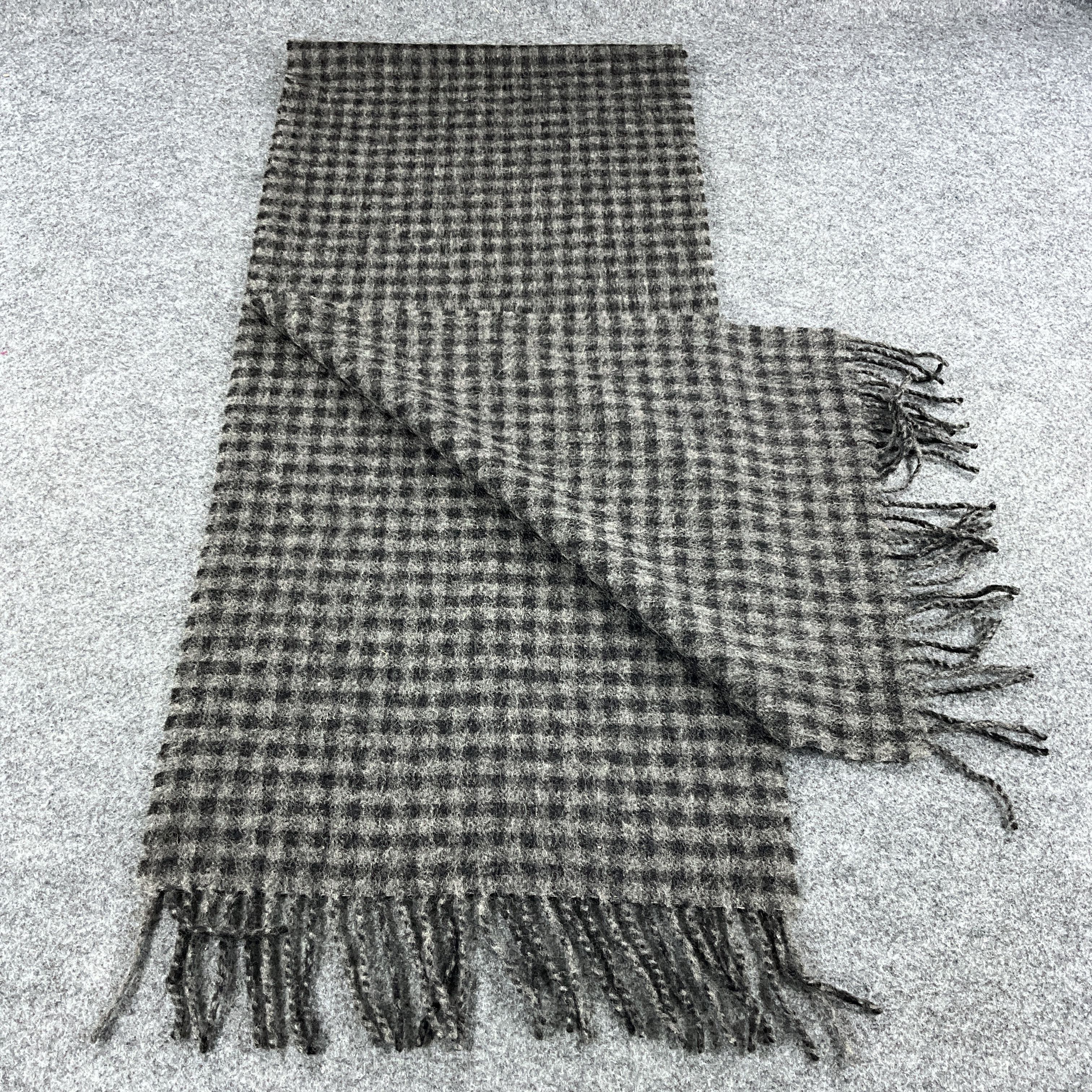 agnes b. Agnes B. Scarf / Muffler / Neckwear T1248 Size ONE SIZE - 4 Thumbnail