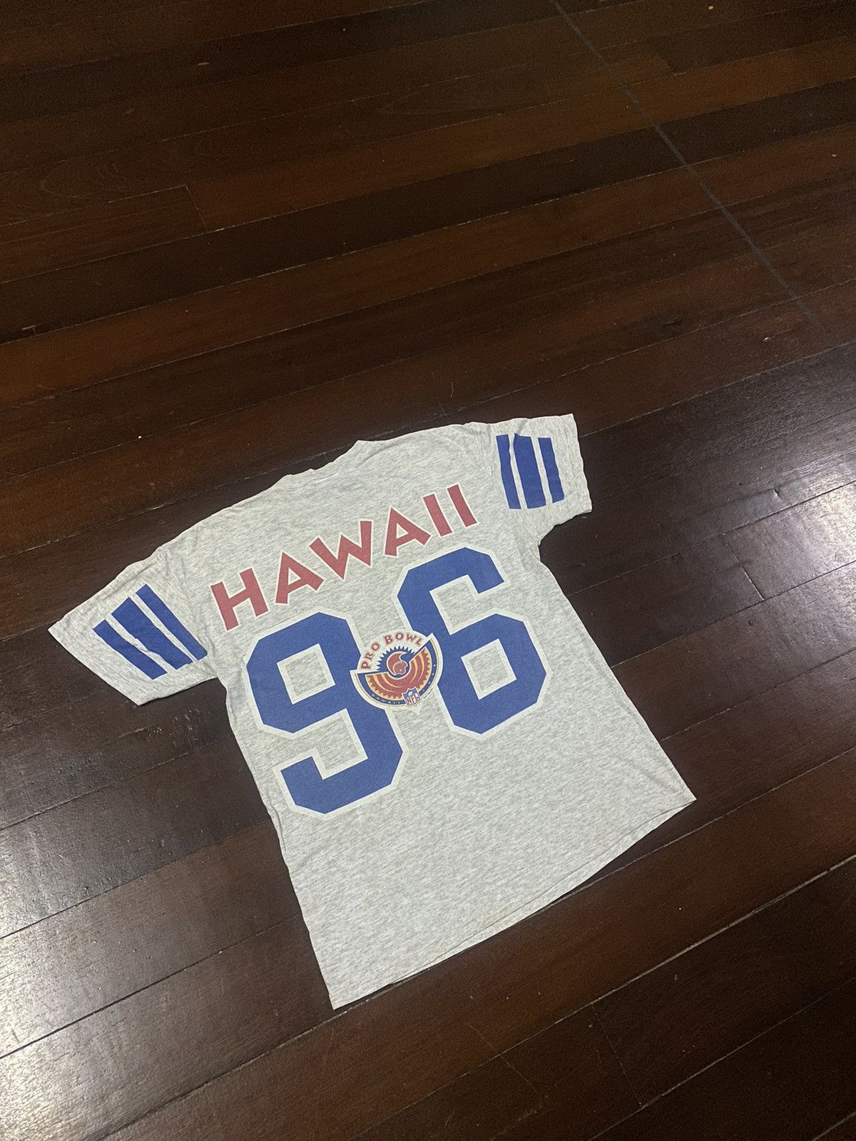 NBA × NFL × NHL FIRE 🔥 VINTAGE 90s PRO BOWL ALOHA STADIUM HAWAII NFL Size US M / EU 48-50 / 2 - 6 Thumbnail