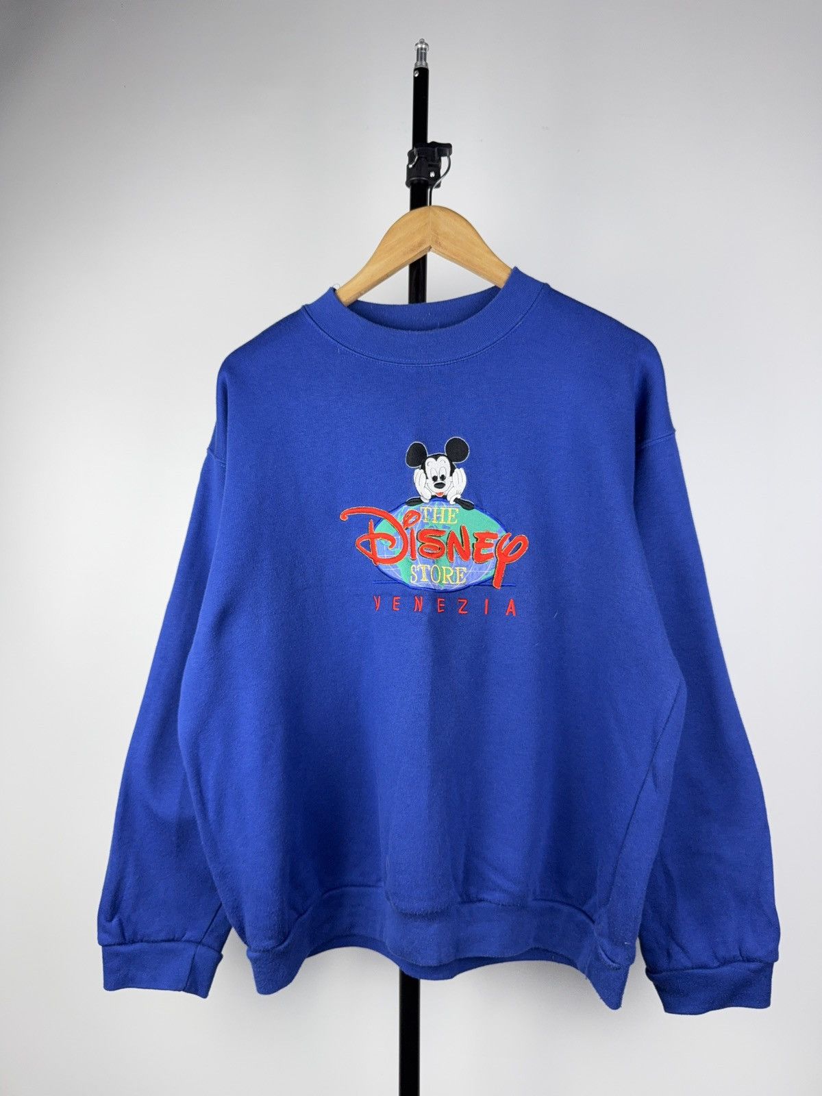 90s Disney Store Venezia Sweatshirt Embroidered Crewneck