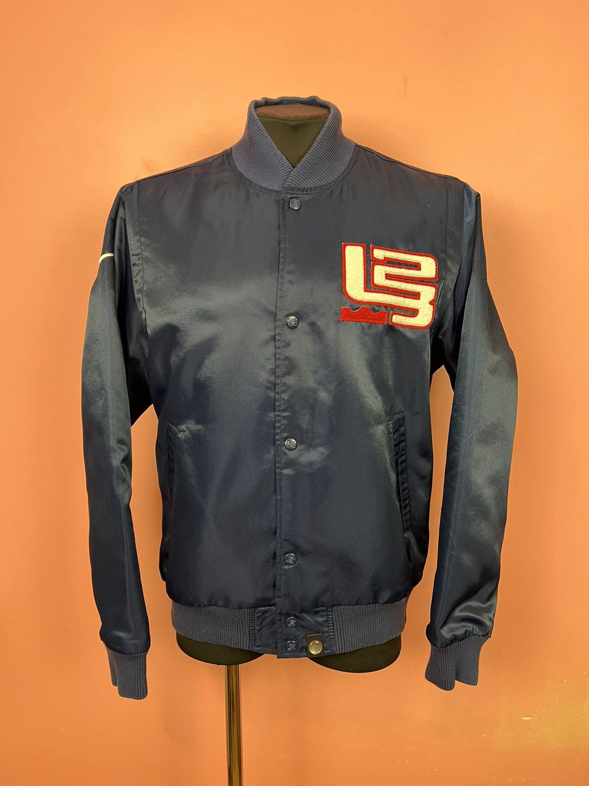 Nike Nike Lebron James 23 vintage rare varsity jacket Size US M / EU 48-50 / 2 - 1 Thumbnail