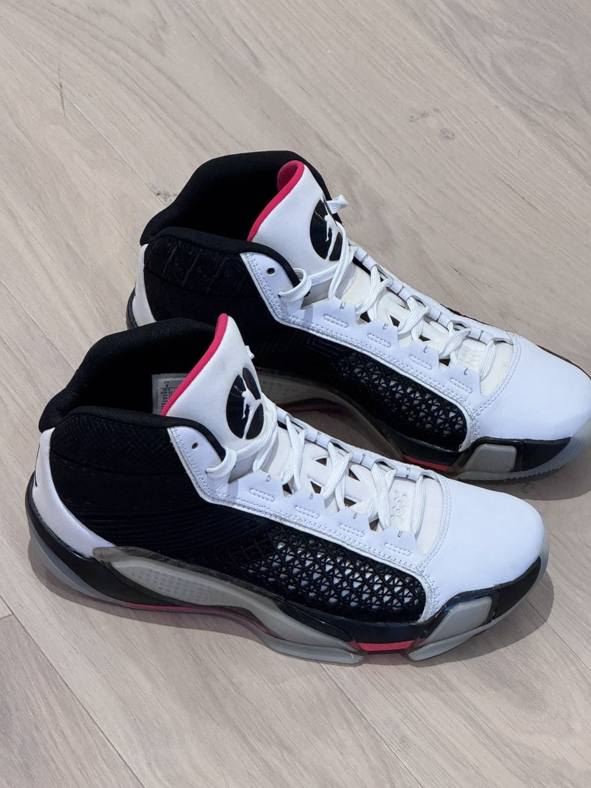 Jordan Brand Jordan 38 Fundamentals Clear Sole Sz 9 Size US 9 / EU 42 - 1 Thumbnail