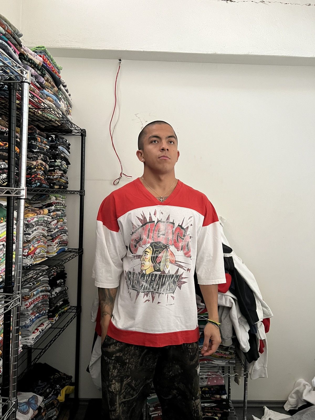 NHL 1993 Chicago Blackhawks Single Stitch Hockey Tee Size US XL / EU 56 / 4 - 3 Thumbnail