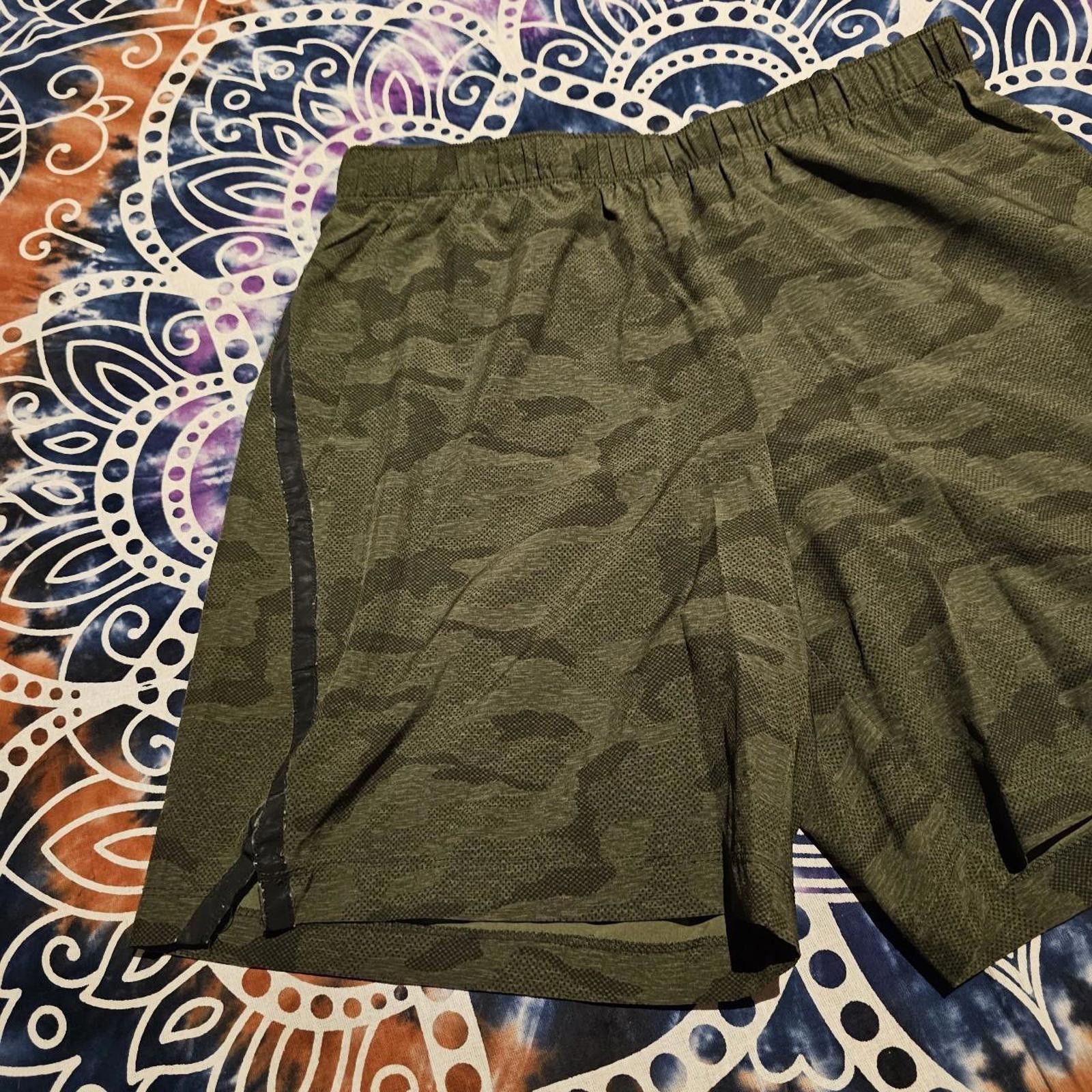 Designer Men's Asics Men's Camo Gym Shorts Size US 32 / EU 48 - 2 Thumbnail