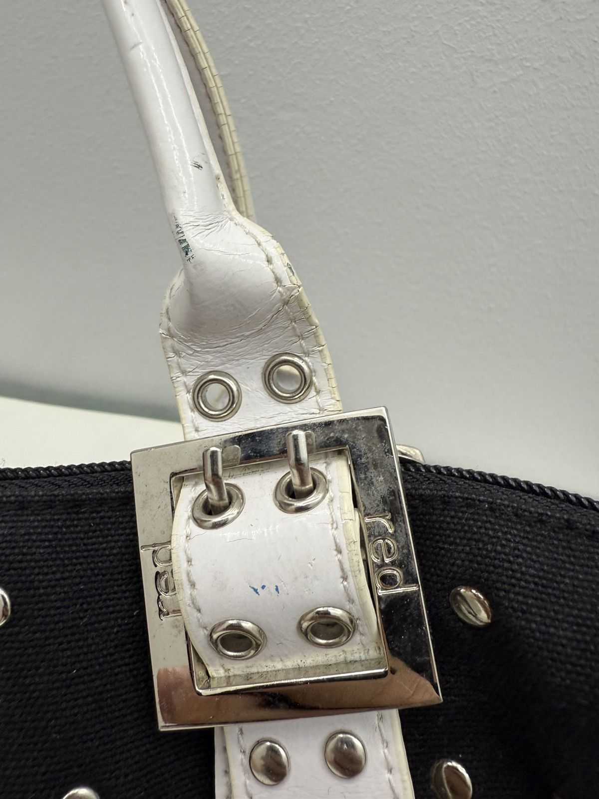 Ecko Unltd. Vintage Ecko Unltd. Y2K Studded Handle Bag Size ONE SIZE - 4 Thumbnail
