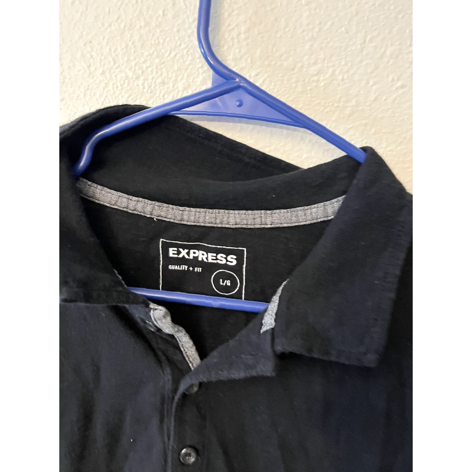 Express VINTAGE Express Shirt Mens Size Large Black Polo Short Sleeve Pique Polo Shirt Express Modern Fit Mens Large Black Polo Size US L / EU 52-54 / 3 - 2 Thumbnail