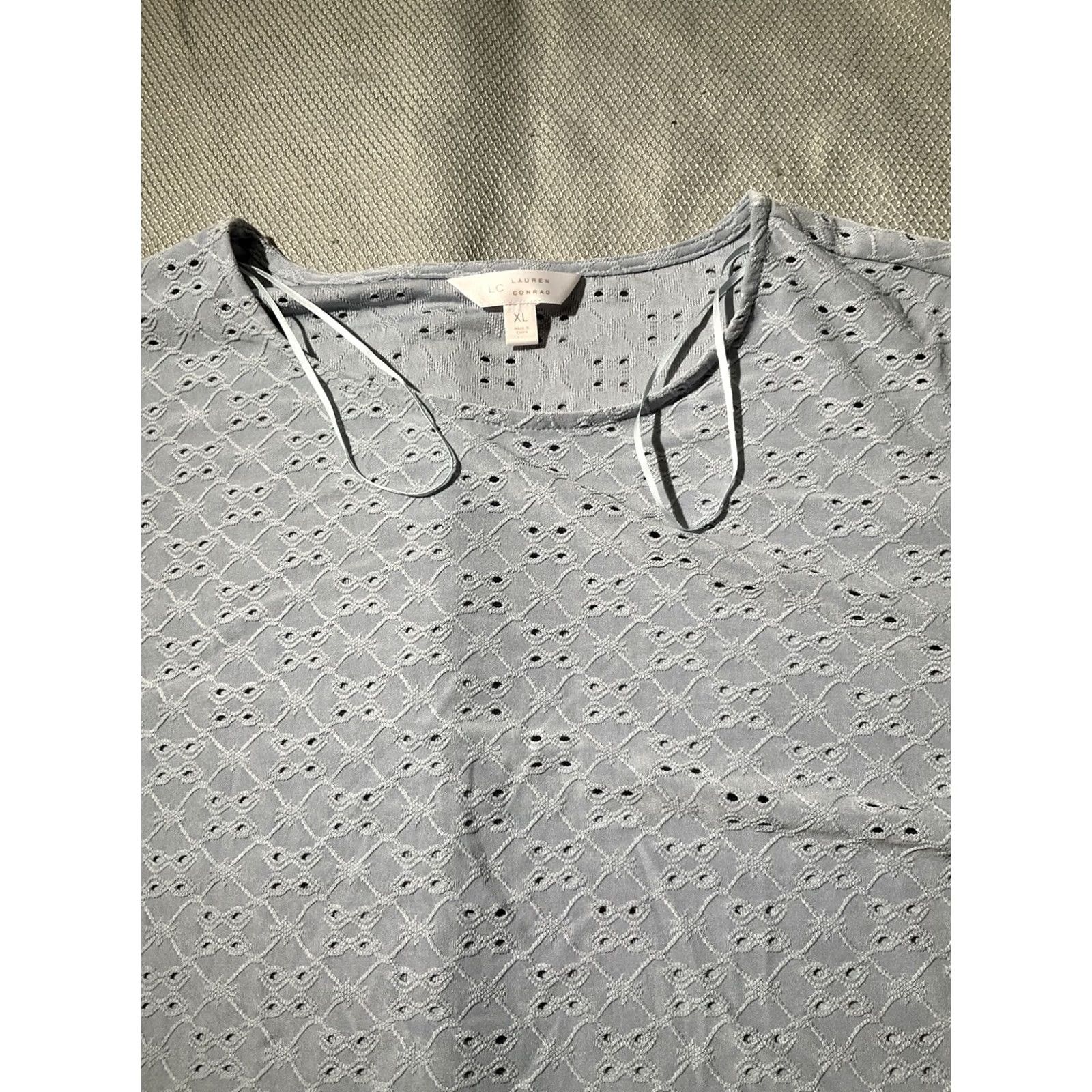 Vintage LC Lauren Conrad Shirt Womens XL Blue NWT Ruffle Sleeve Knit Geometric Top Size XL / US 12-14 / IT 48-50 - 4 Thumbnail