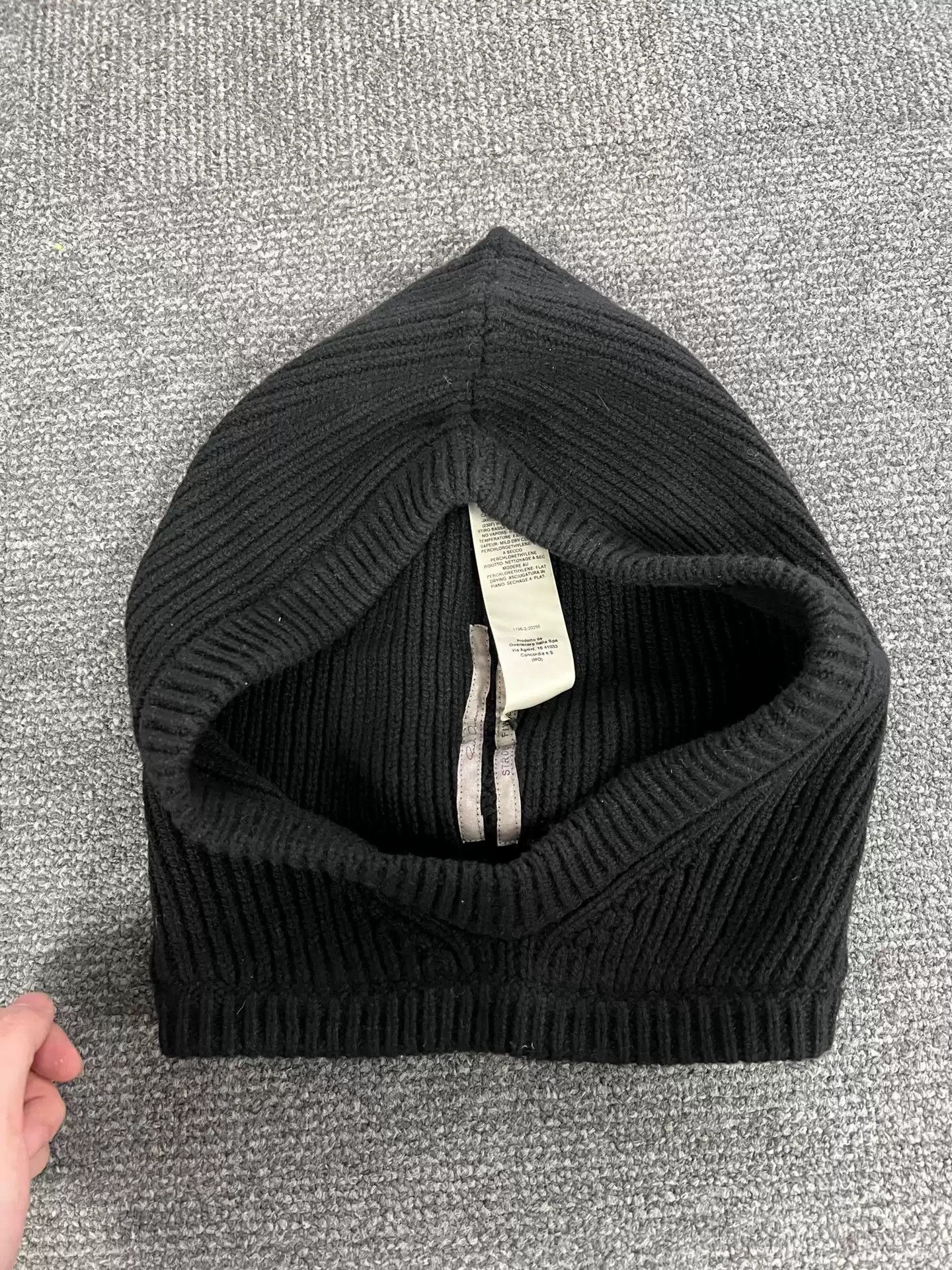 Rick Owens Rick Owens FW23 STROBE black Baraffa wool knitted cold hat Size ONE SIZE - 1 Thumbnail