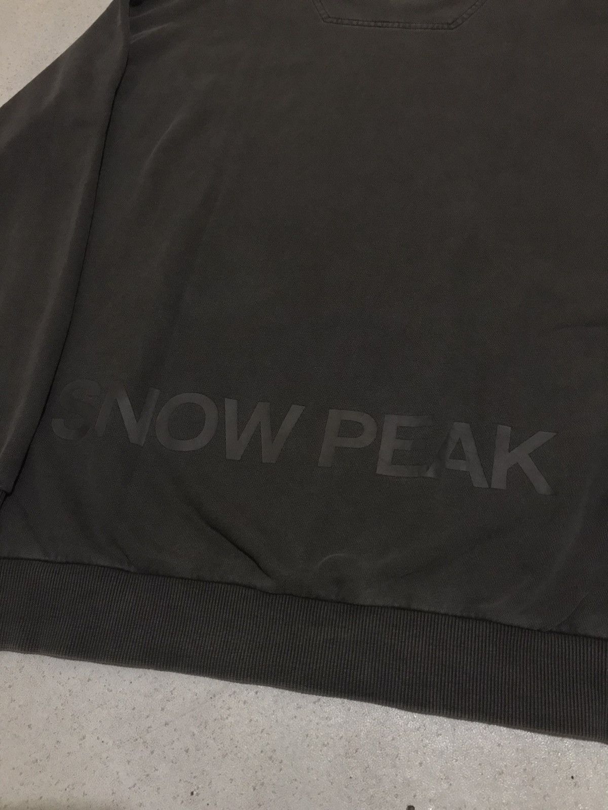 Snow Peak Snow Peak Washed Gray Sweatshirt Size US L / EU 52-54 / 3 - 3 Thumbnail