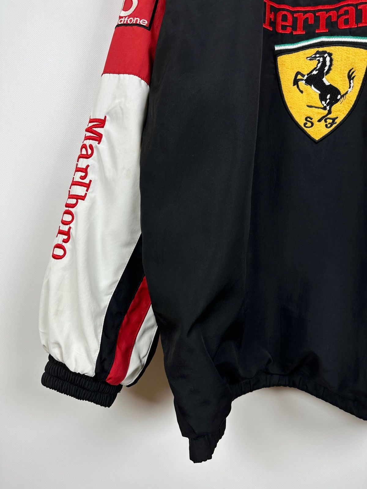 Ferrari Vintage Ferrari Marlboro Vodafone Racing Light Track Jacket Size US XL / EU 56 / 4 - 19 Thumbnail