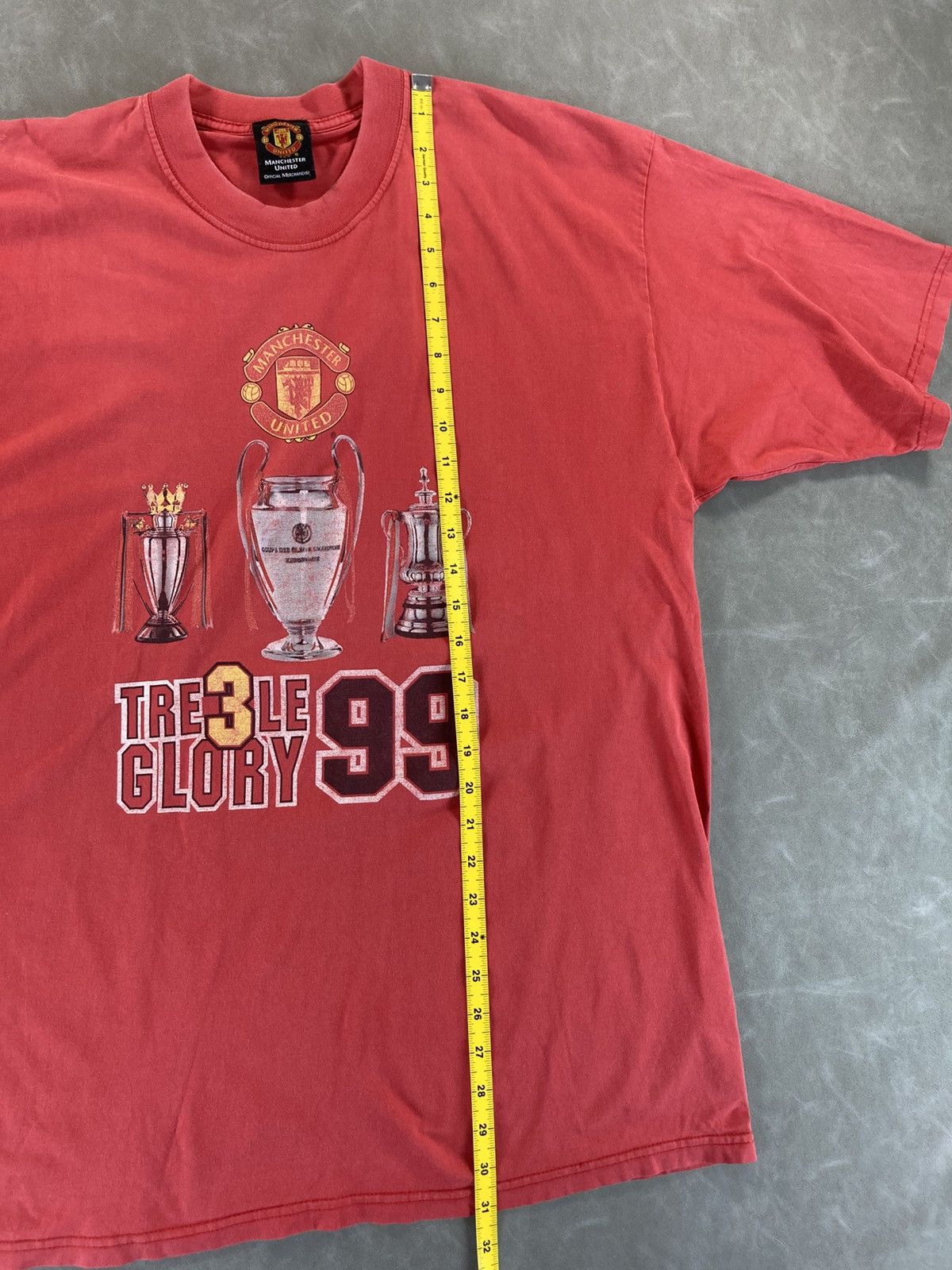 Vintage 1999 Manchester United "Treble Glory 99" Size US L / EU 52-54 / 3 - 7 Thumbnail