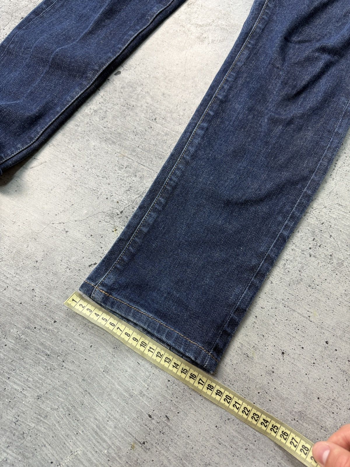 Japanese Brand Vintage Uniqlo Jeans Selvedge Regular Fit Size 31 Size US 31 - 10 Thumbnail