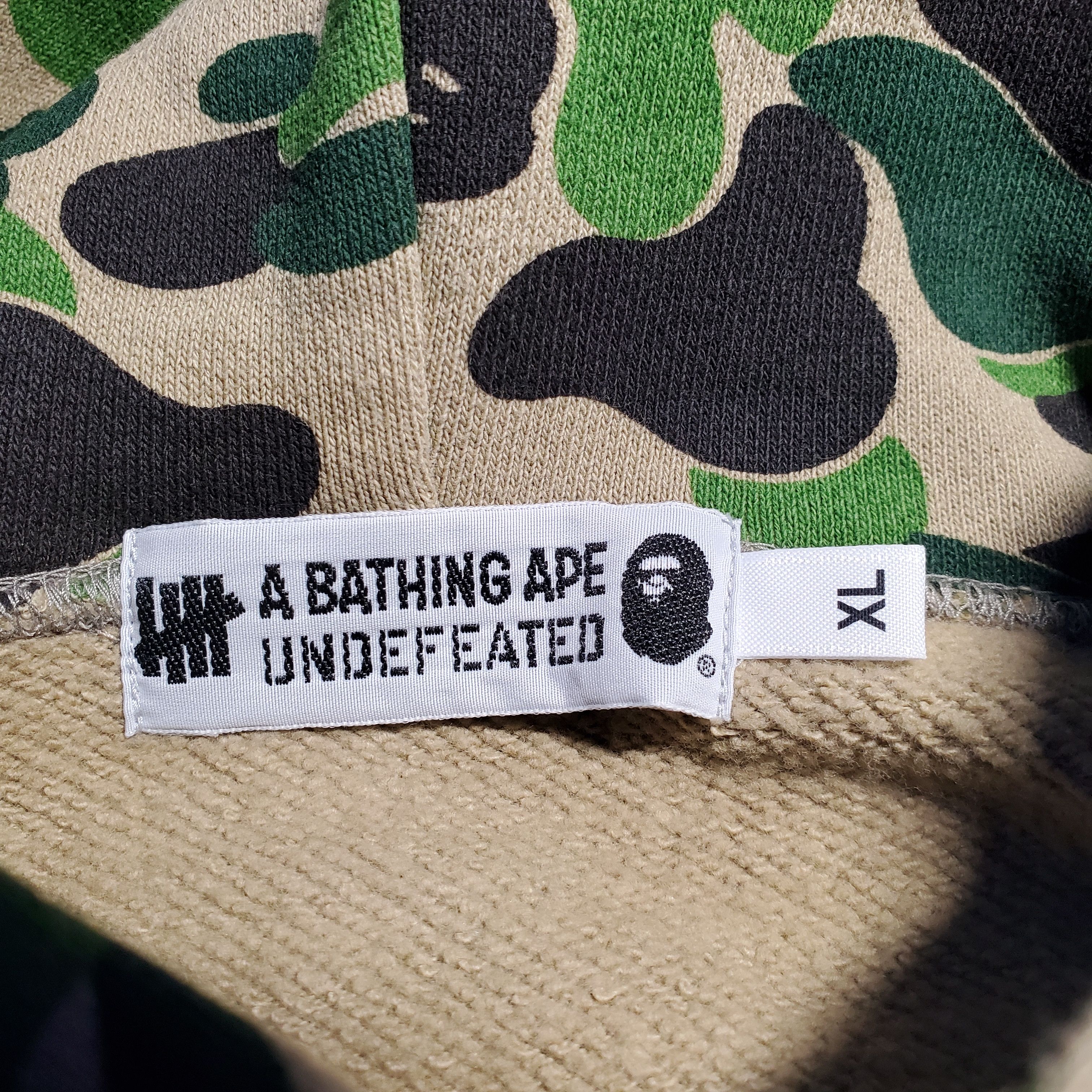 Bape × Undefeated Bape x Undefeated ABC Camo Pullover Hoodie Size US XL / EU 56 / 4 - 4 Thumbnail