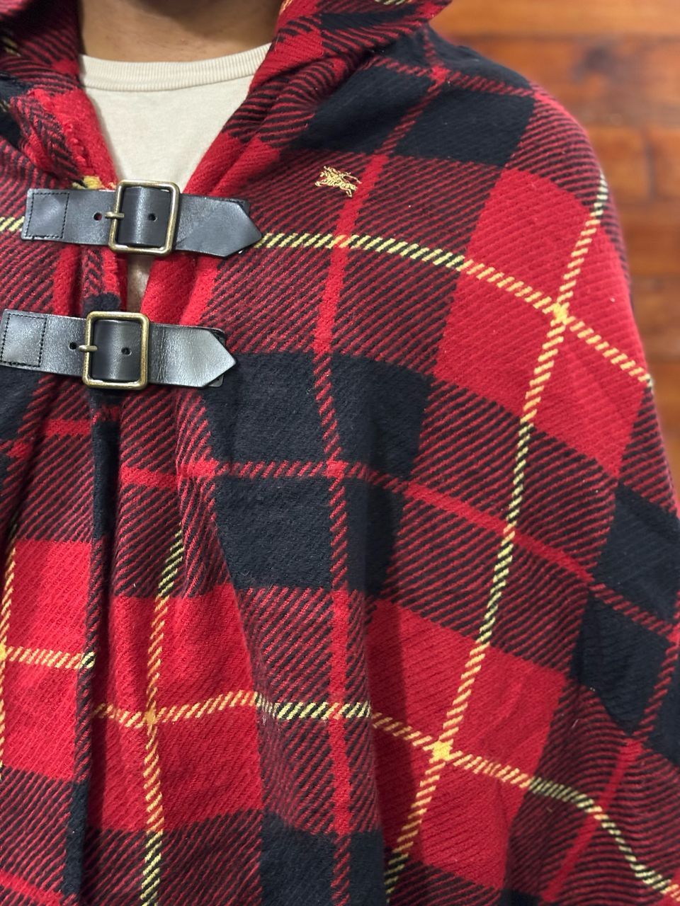 Burberry Offernow🔥Vintage burberry blue label hooded wool scarf Size ONE SIZE - 6 Thumbnail