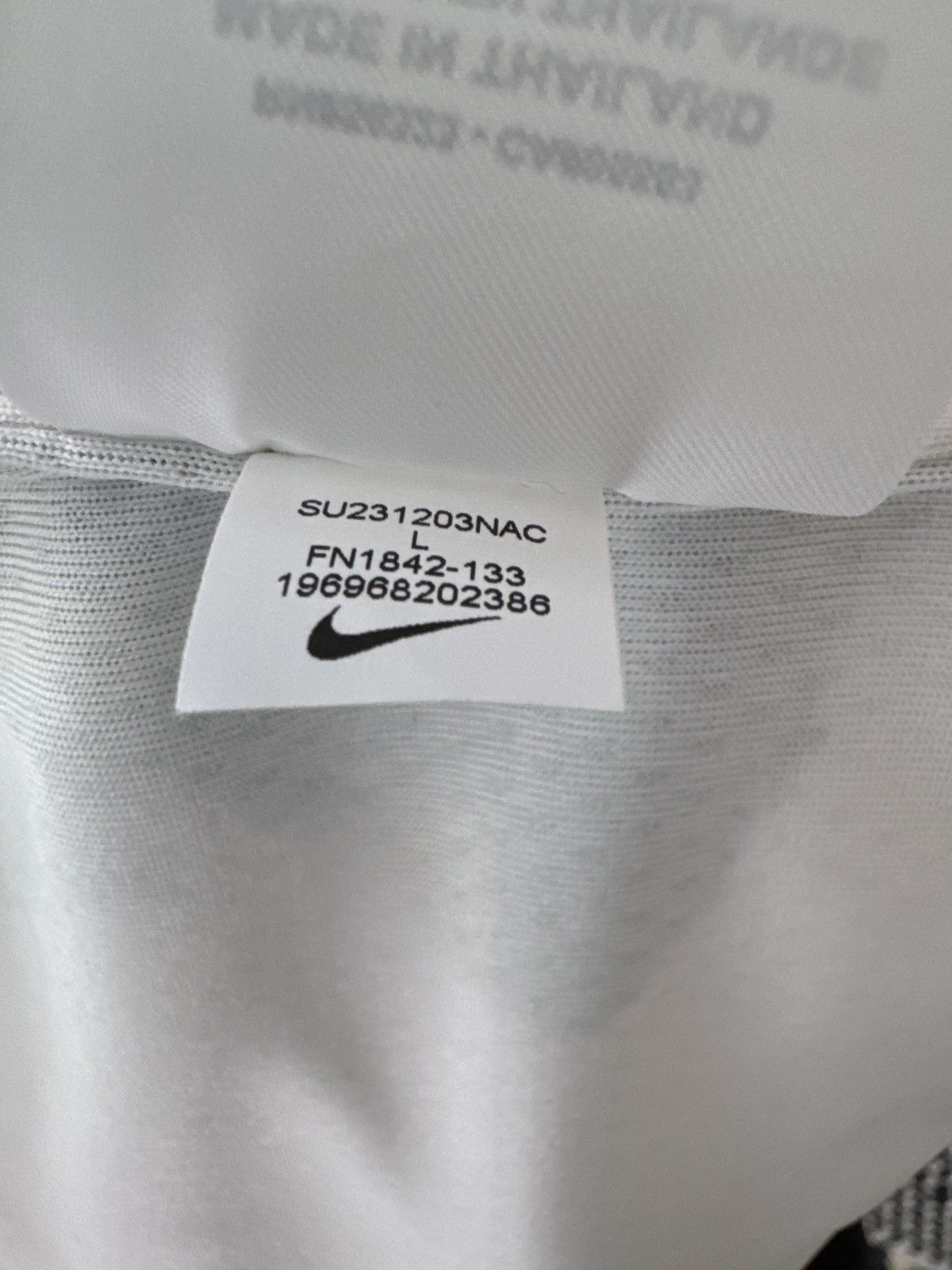Nike Nike Cherry Blossom Mesh Button Up Shirt Size US L / EU 52-54 / 3 - 10 Thumbnail