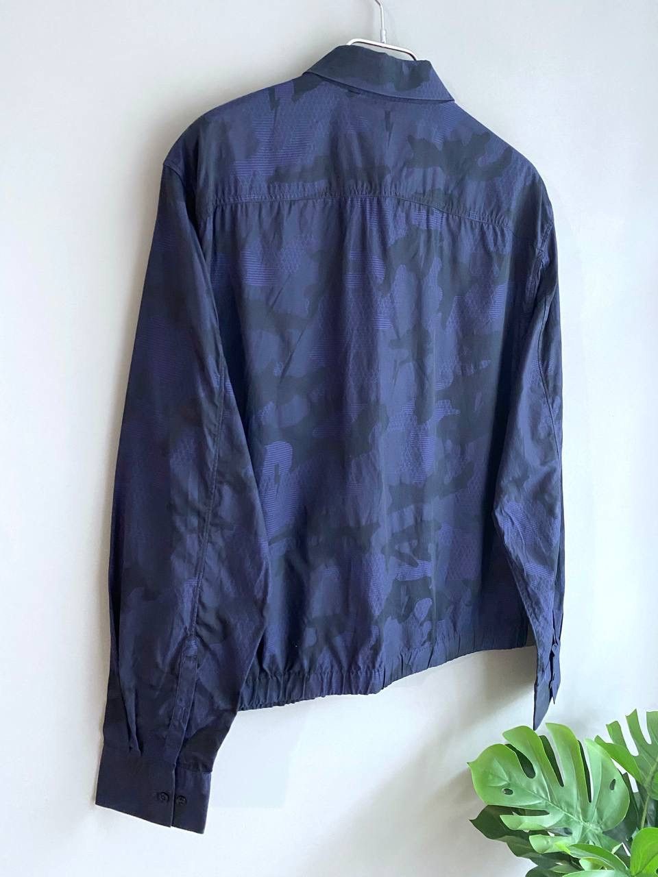 Designer × Neil Barrett Neil Barrett Men's Navy Camo Shirt Made in Italy, Size L-XL Size US L / EU 52-54 / 3 - 12 Thumbnail