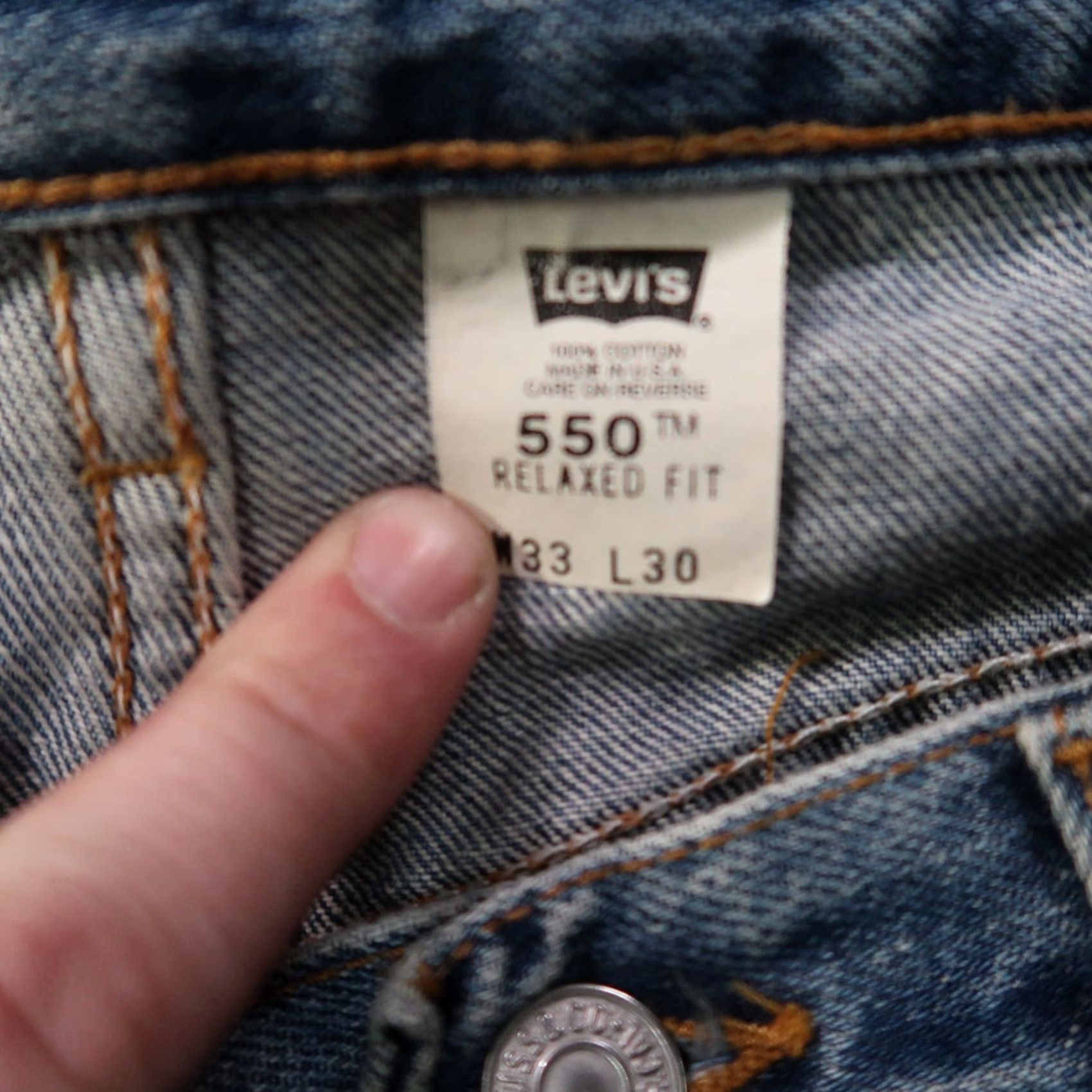 Levi's VINTAGE Levi's 550 Jeans Men 33x30 Blue Distressed Medium Denim USA Denim Jeans 5-Pocket Mens 550 90s/00s Size US 33 - 7 Thumbnail