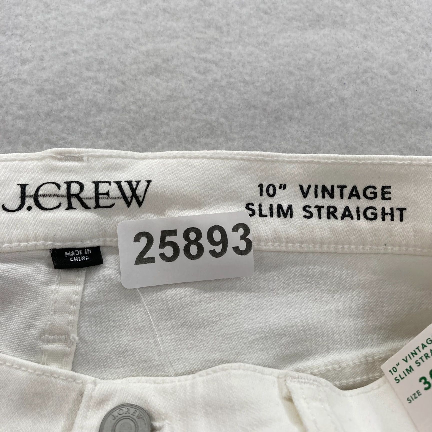 J.Crew **J.Crew White Women's 30P Mid Rise Stretch Denim Slim Straight Jeans** User: J.Crew White Women's 30P Mid Rise Stretch Denim Slim Straight Jeans Size 30" / US 8 / IT 44 - 6 Thumbnail