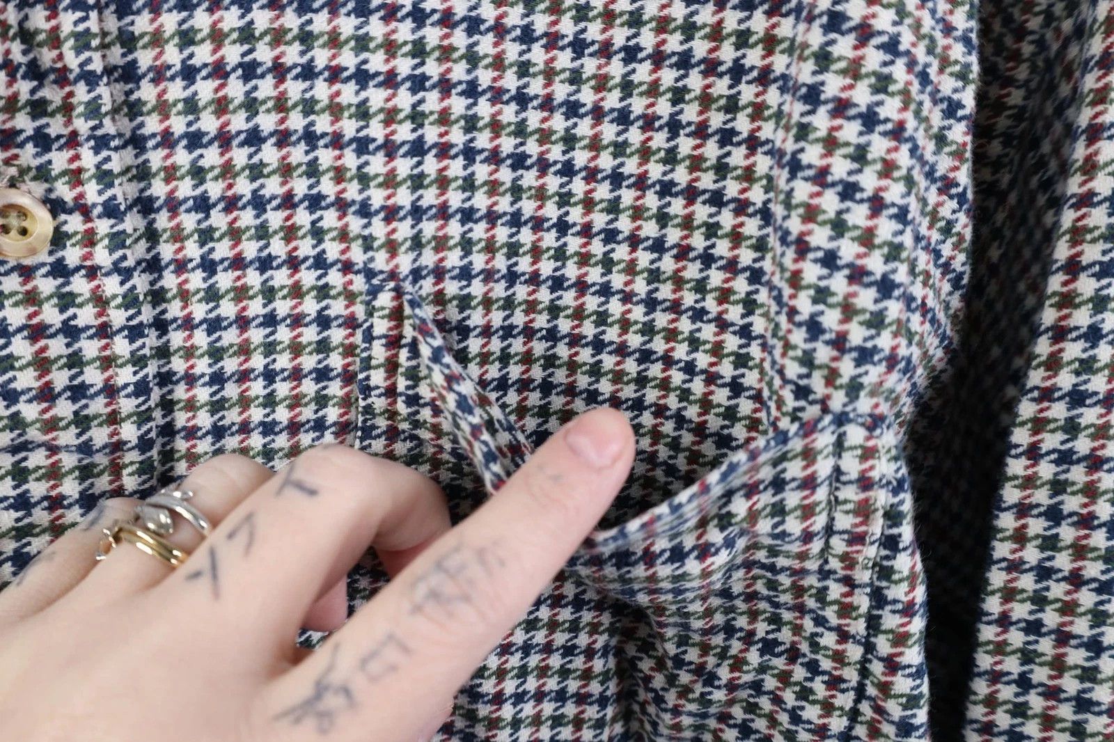 Vintage Vintage 90s Streetwear Houndstooth Flannel Button Down Shirt Size US M / EU 48-50 / 2 - 8 Thumbnail