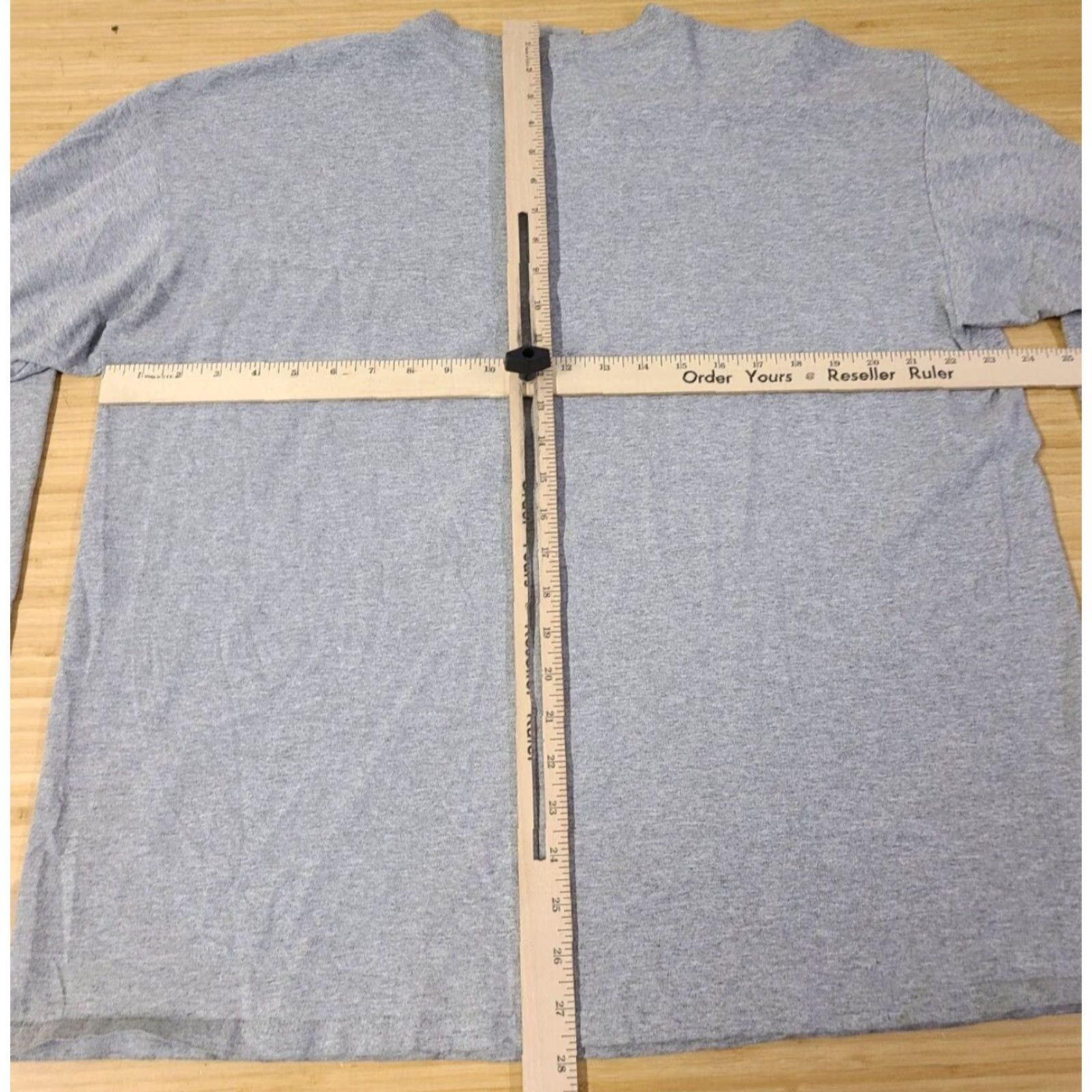 Nike VINTAGE Nike Shirt Mens XL Gray Shark Long Sleeve Crew Neck Nike Tee Size US XL / EU 56 / 4 - 7 Thumbnail