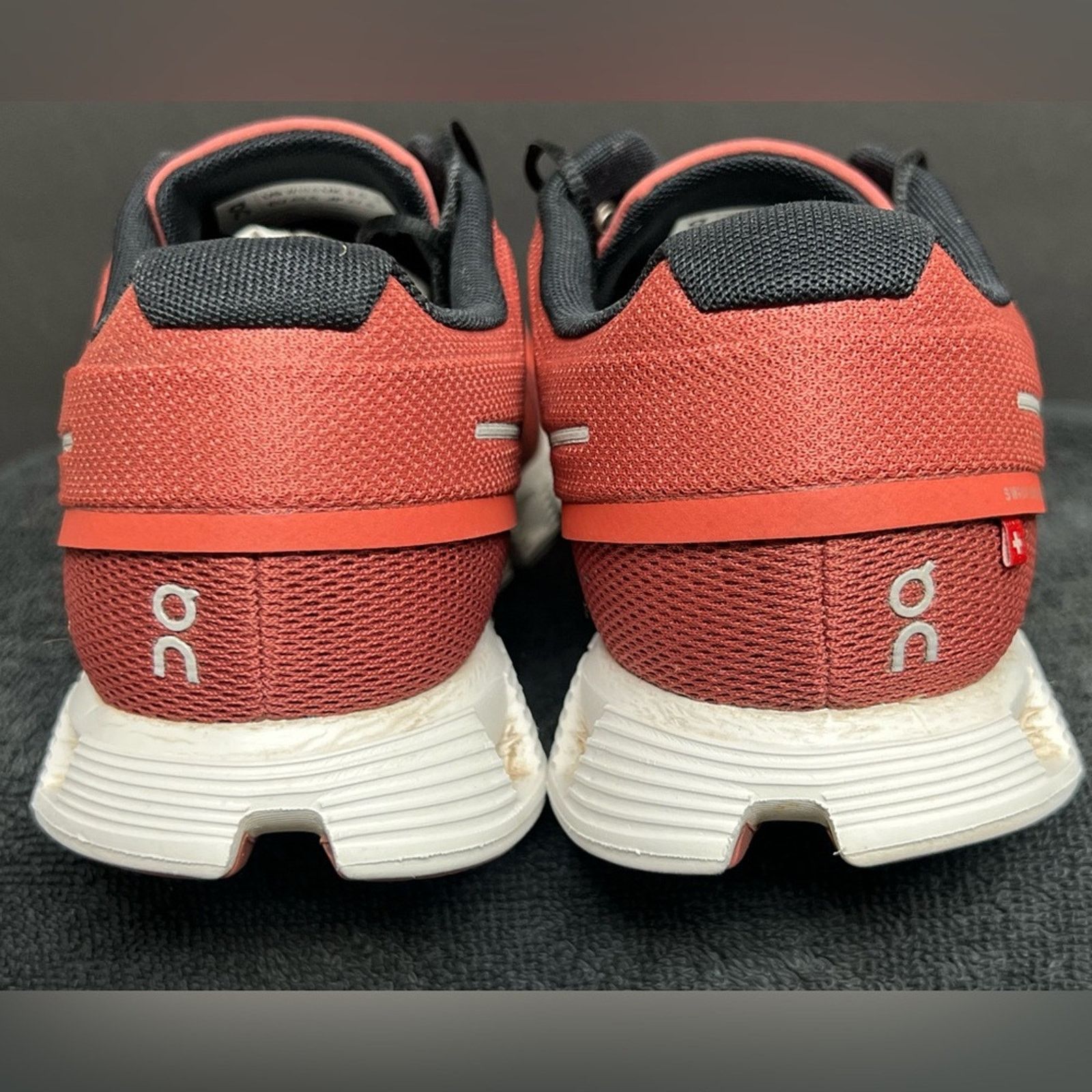 On On Running Shoes Womens Size 10.5 Cloud 5 Burgundy Sneakers Size US 10.5 / IT 40.5 - 6 Thumbnail