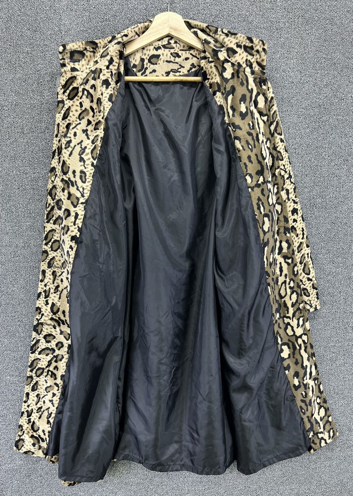 Japanese Brand Vintage Japanese Leopard Skin Style Long Jacket Size XL / US 12-14 / IT 48-50 - 6 Thumbnail