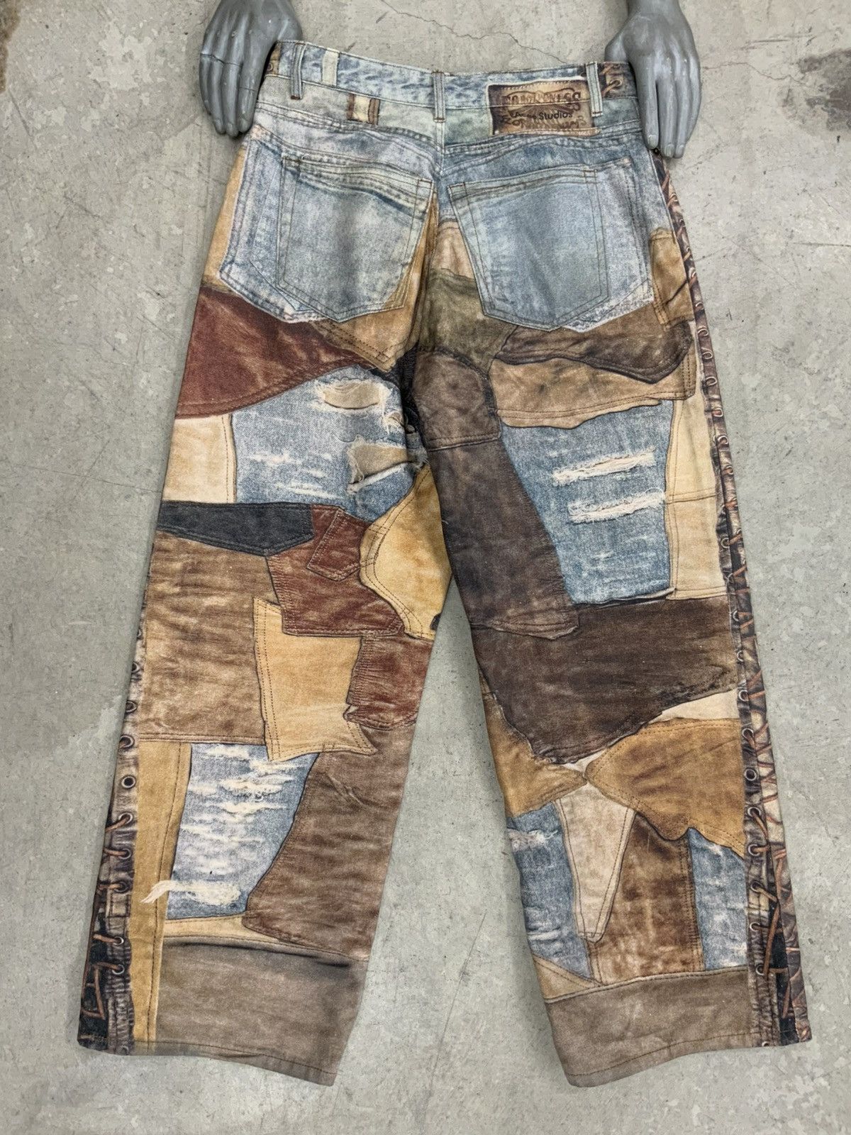 Acne Studios ACNE STUDIOS LEATHER PATCHWORK TROMPE LOEIL BAGGY WIDE JEANS Size US 30 / EU 46 - 2 Thumbnail
