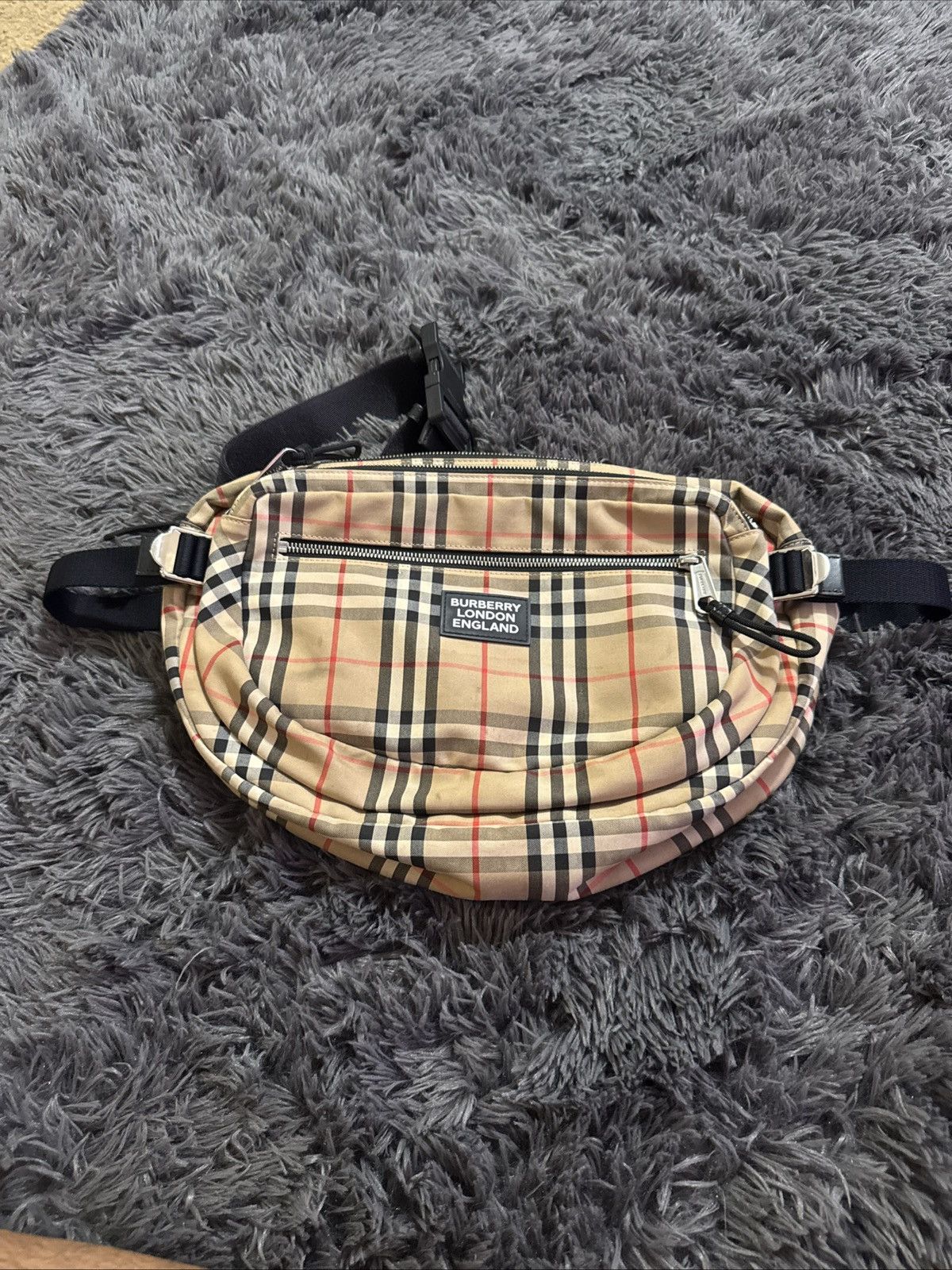 Burberry Authentic Burberry London England Vintage Check Belt Bag Size ONE SIZE - 1 Thumbnail