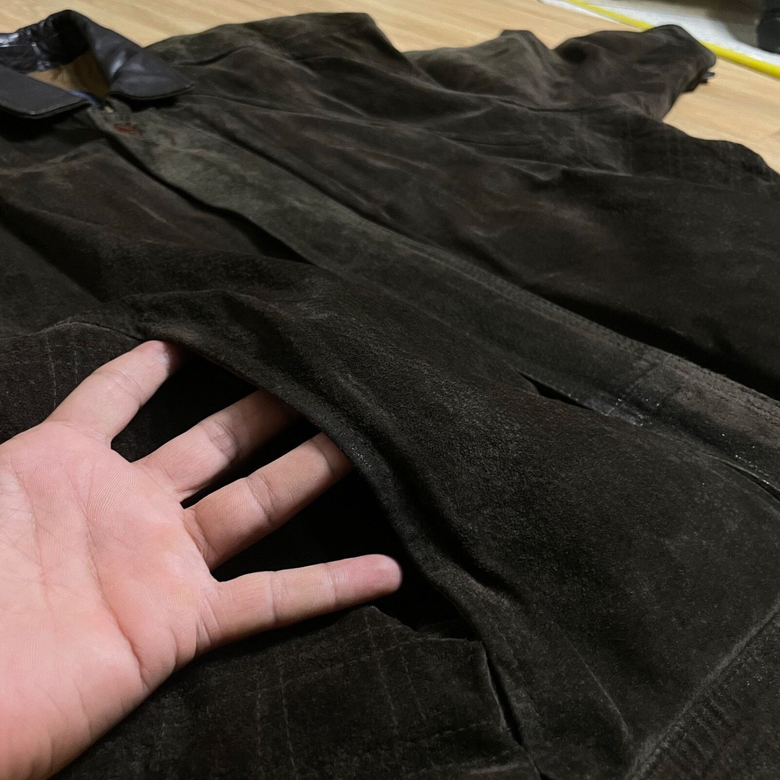 Burberry Vintage BURBERRY's Bomber Jacket SUEDE LEATHER green olive Size US L / EU 52-54 / 3 - 15 Thumbnail