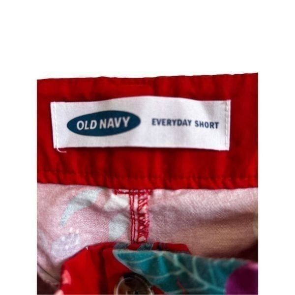 Old Navy Old Navy every day red flowers print shorts size 6 Size 26" / US 2 / IT 38 - 6 Thumbnail