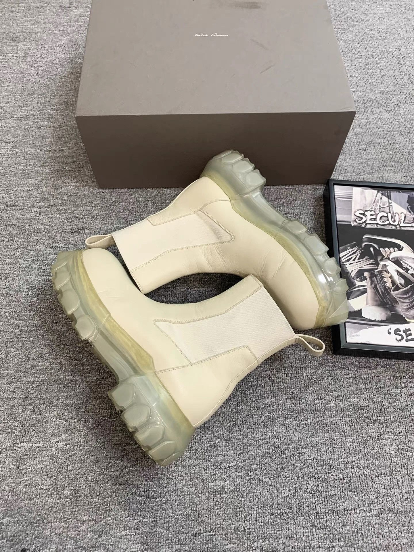 Rick Owens Rick Owens 22FW Mainline Tractor Chelsea Boots K34 Size US 9 / IT 39 - 6 Thumbnail
