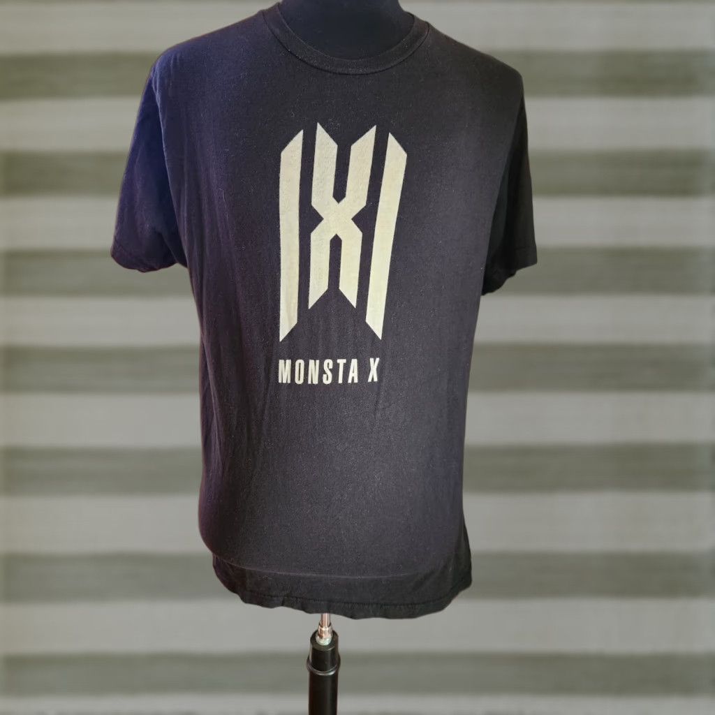 Tultex VINTAGE Monsta X Tultex Graphic Band Tee T-Shirt Short Sleeve K-Pop Music Size Large Size US L / EU 52-54 / 3 - 1 Thumbnail