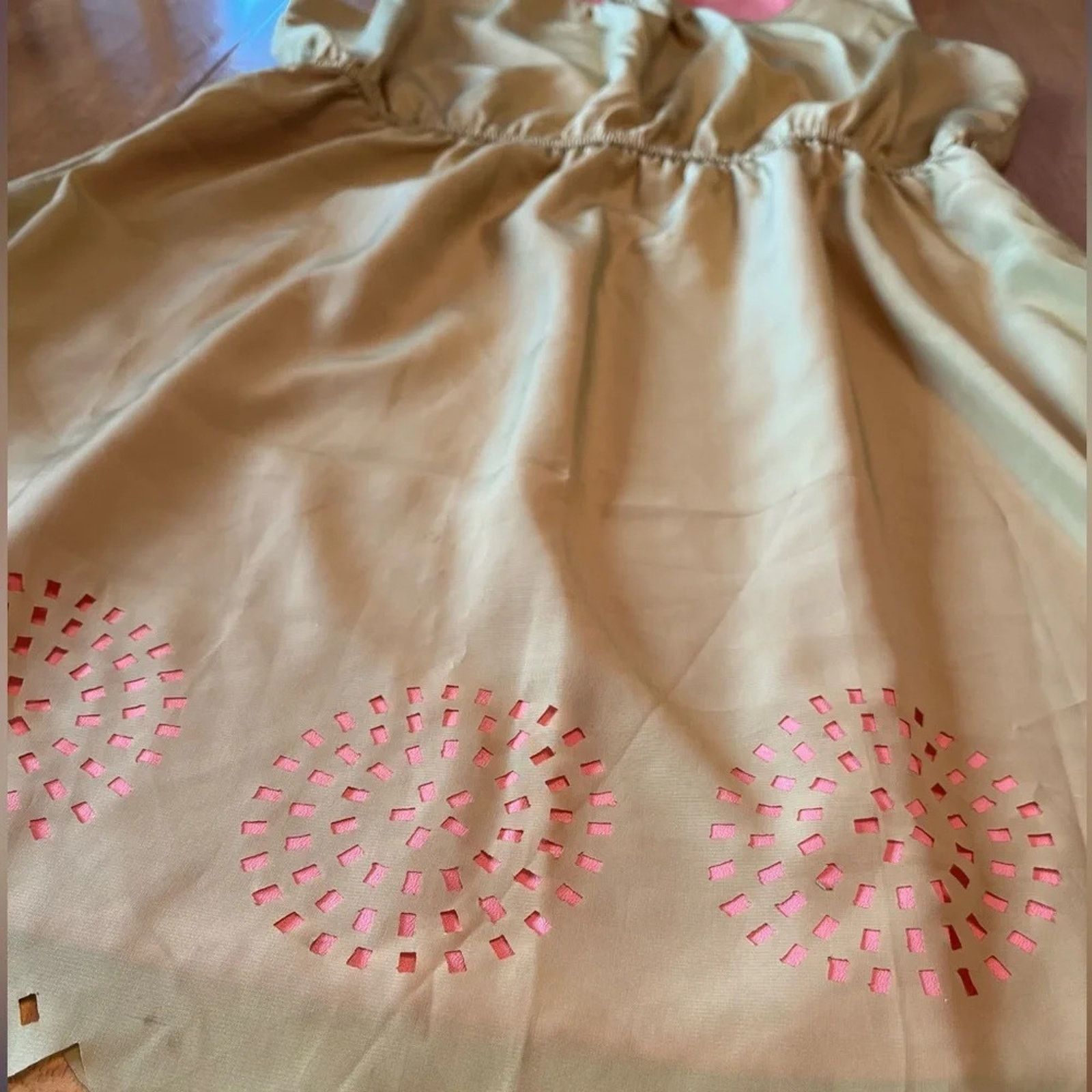The Unbranded Brand Umgee dress, size Large. Sleeveless w/cutout design on hem. Size L / US 10 / IT 46 - 2 Thumbnail
