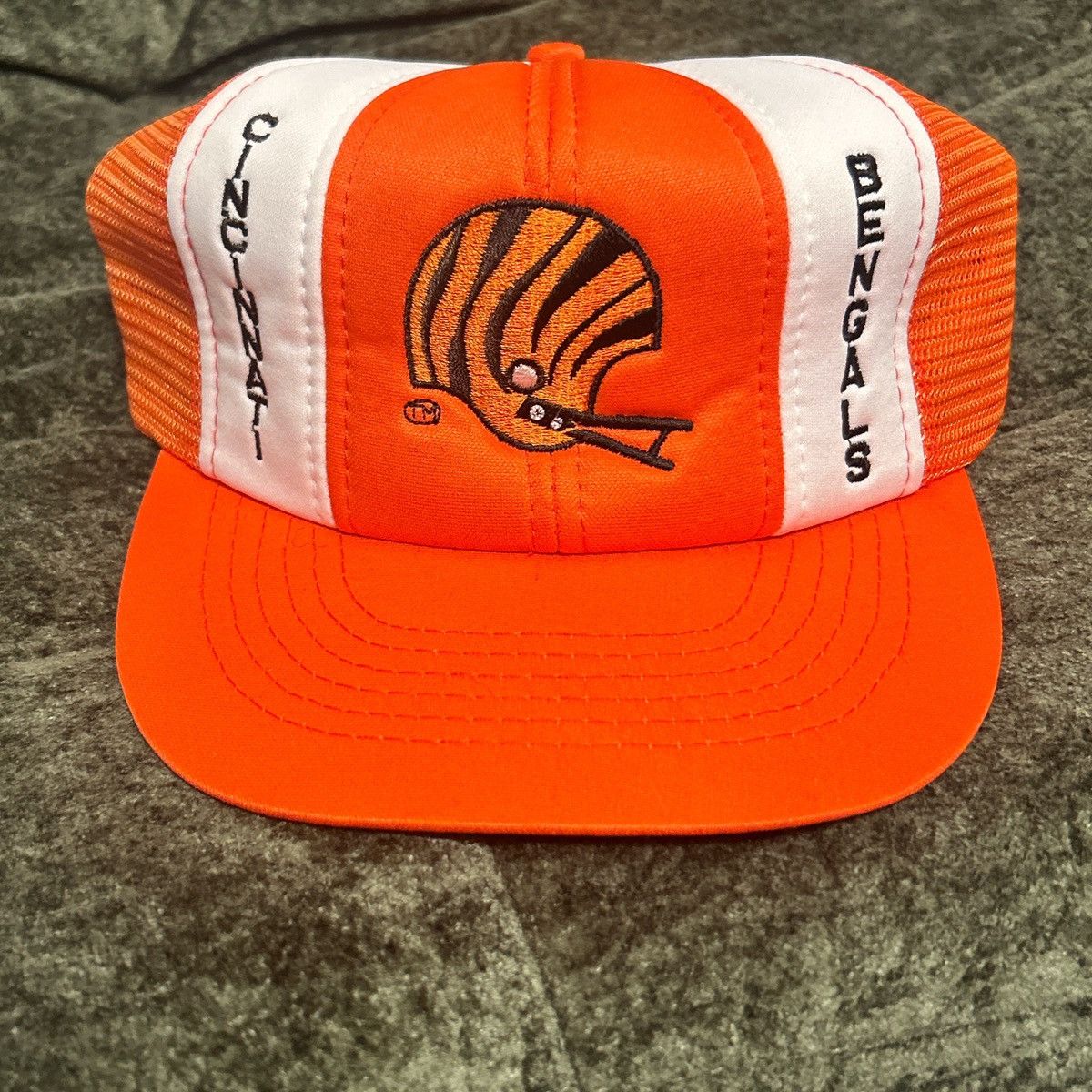 Other Vintage Cincinnati Bengals trucker hat Size ONE SIZE - 1 Thumbnail