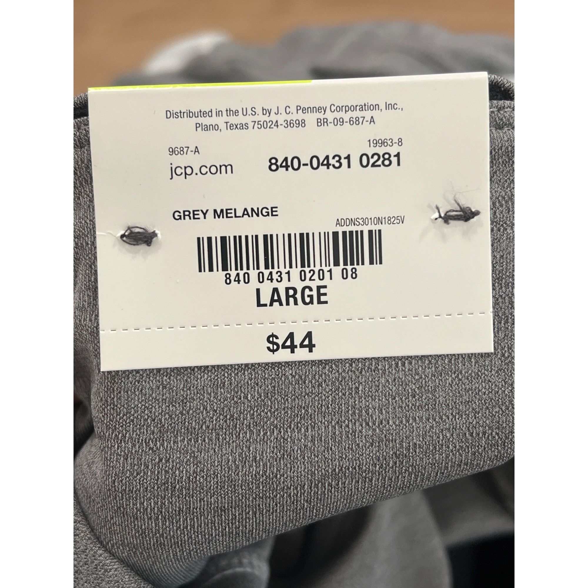 Other Xersion Women's Capri Leggings L Retails $44 Size 42" / US 20 - 4 Thumbnail
