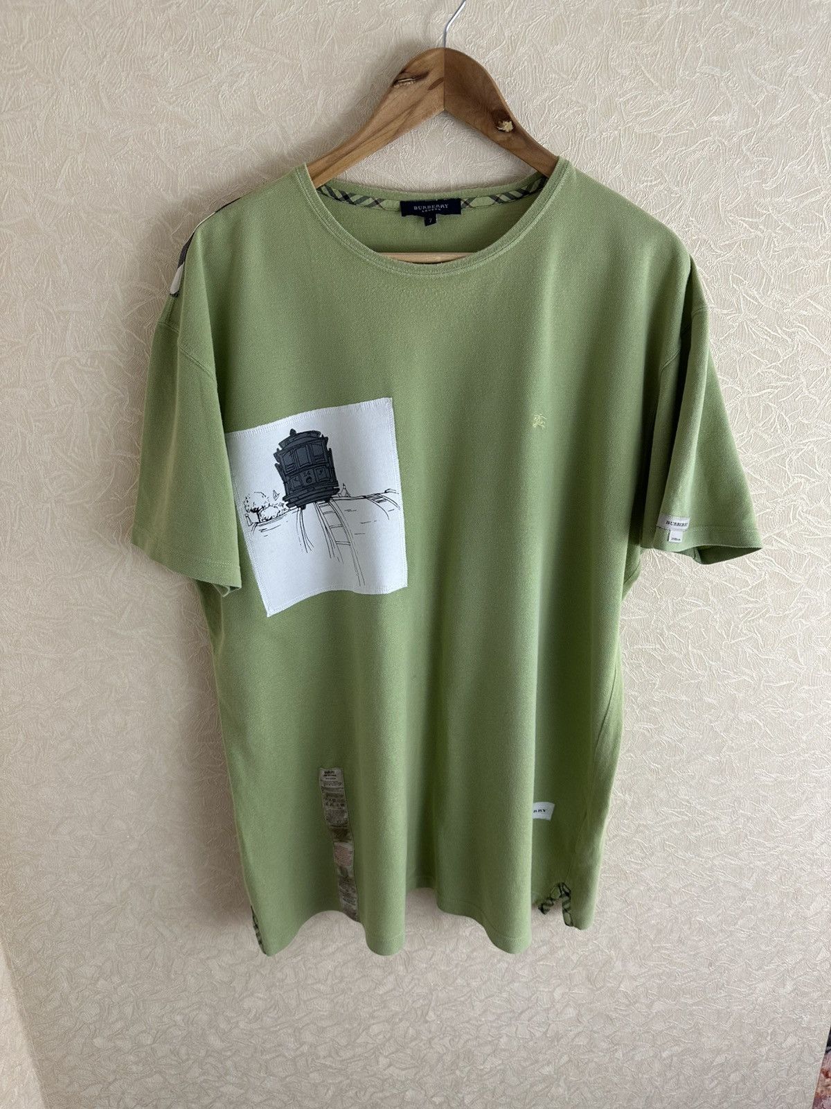 Burberry Burberry x custom t shirt size XL- 2XL vintage Size US XL / EU 56 / 4 - 3 Thumbnail