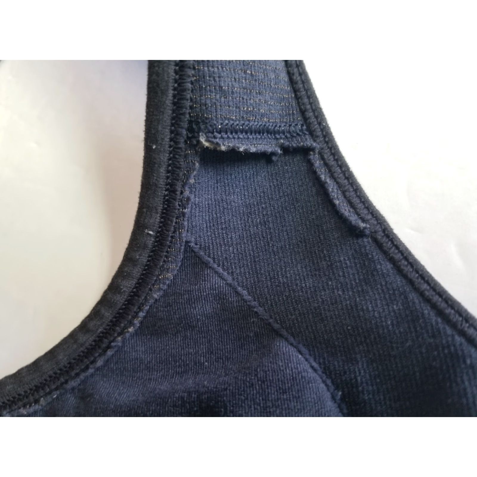 Lululemon Lululemon Sports Bra Womens S Blue Racerback Wireless Pullover See Pics No Padding Full Cup Lightweight Stretch Logo Activewear Athleisure Size ONE SIZE - 5 Thumbnail