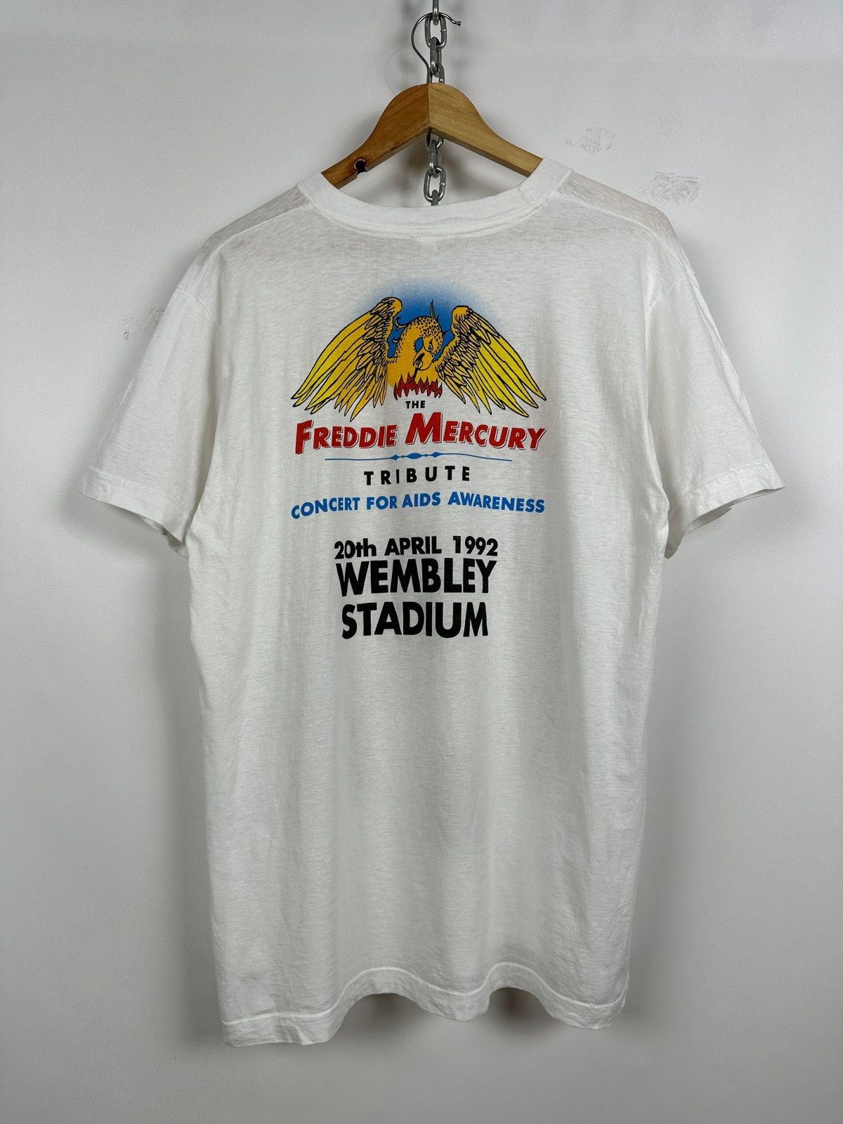 Band Tees 1992 Vintage Queen Freddie Mercury Tribute Concert T-Shirt Size US L / EU 52-54 / 3 - 2 Thumbnail