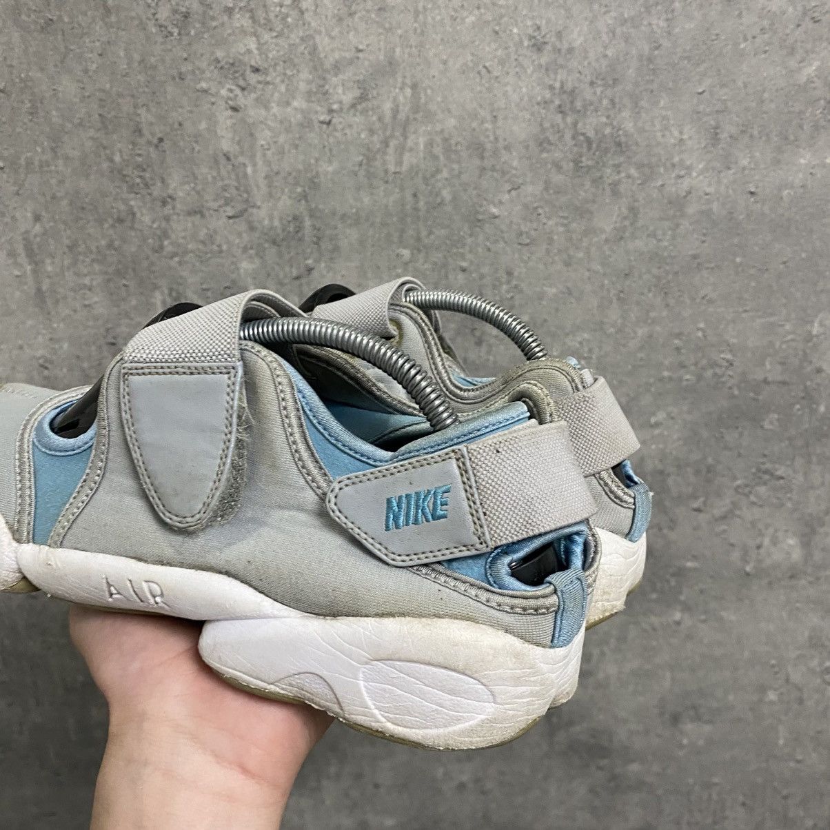 Nike Vintage Y2K Nike Air Rift Swoosh Tabi Shoes Size US 9 / EU 42 - 6 Thumbnail