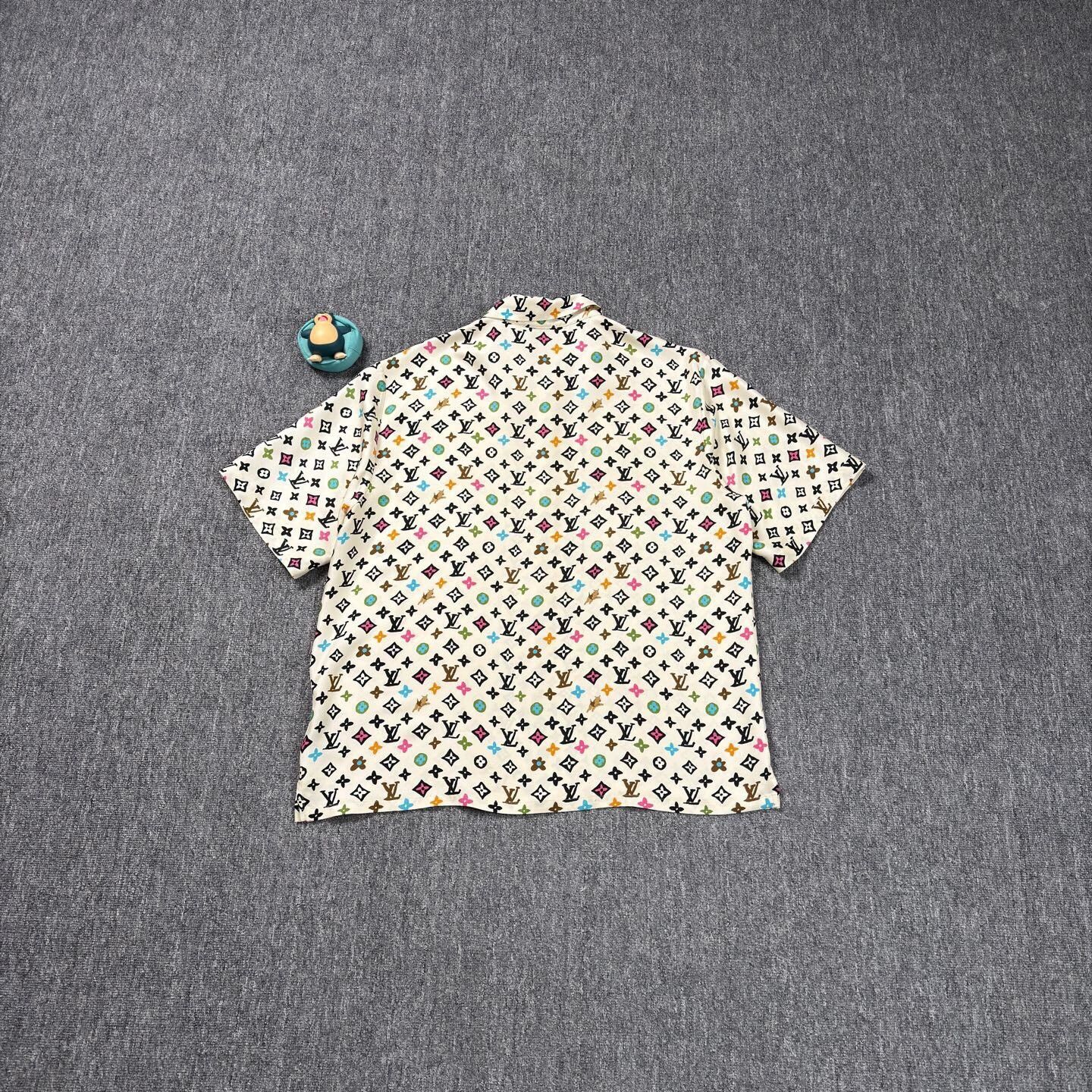 Louis Vuitton LV x Tyler Ivory All Over Print SS Shirt XL Size US XL / EU 56 / 4 - 2 Thumbnail
