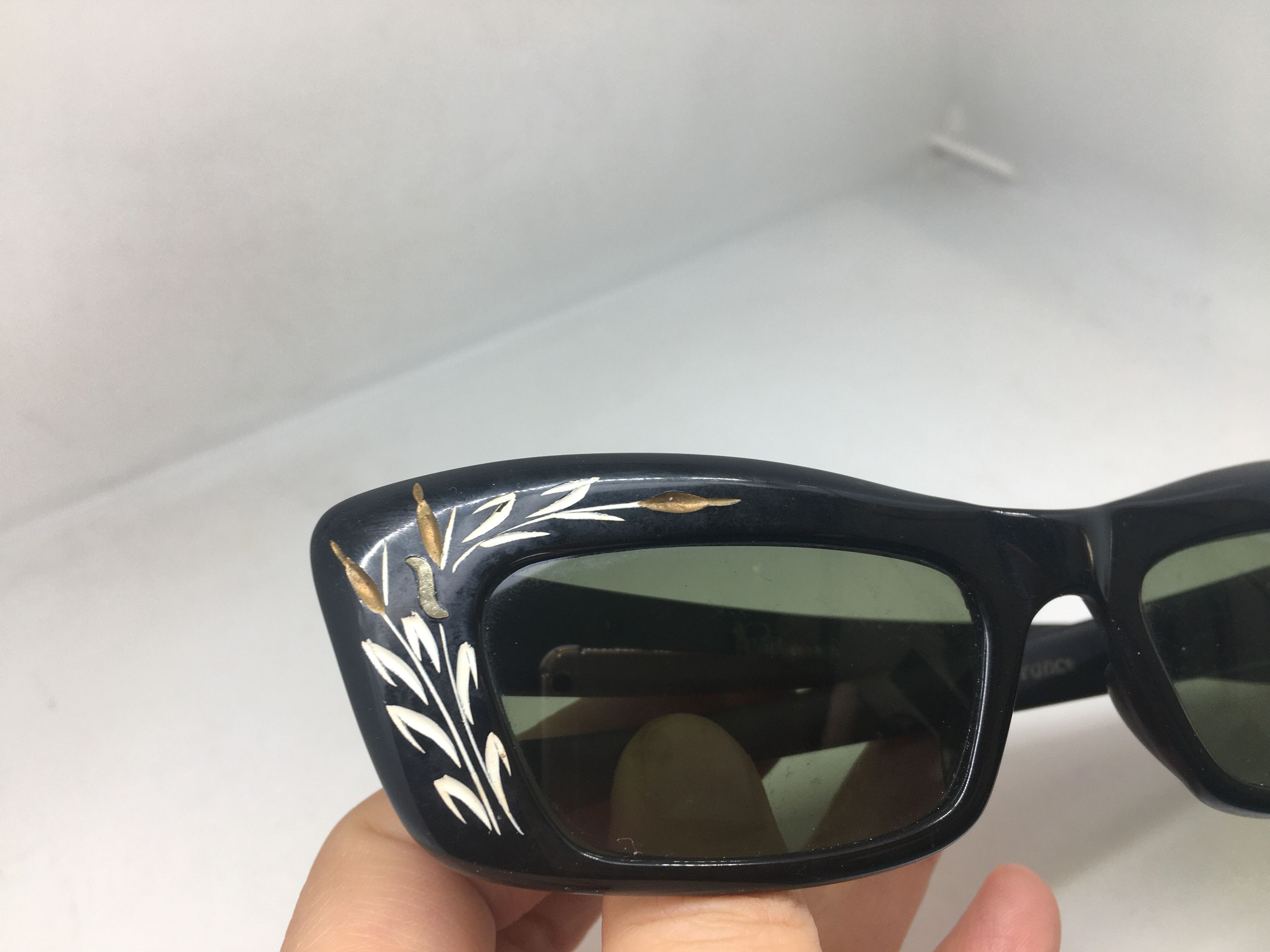 Vintage Handmade Aponis FRANCE GLASS LENS VINTAGE.SUNGLASSES Size ONE SIZE - 7 Thumbnail