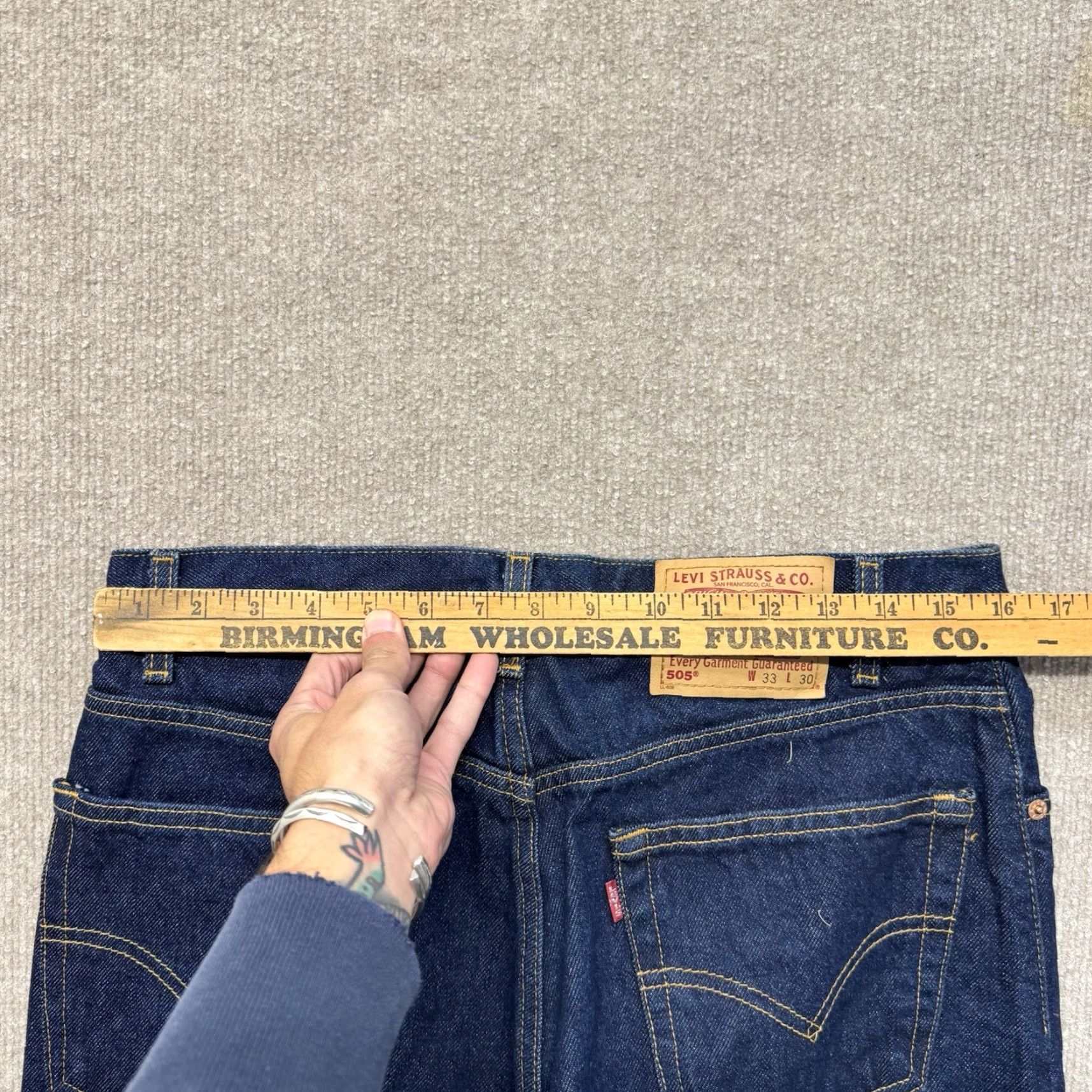 Levi's VINTAGE Levi's Jeans 505 Mens 32 x 30 Blue Denim 90s Baggy Straight Leg USA Mexico Relaxed Jeans Size US 32 / EU 48 - 7 Thumbnail
