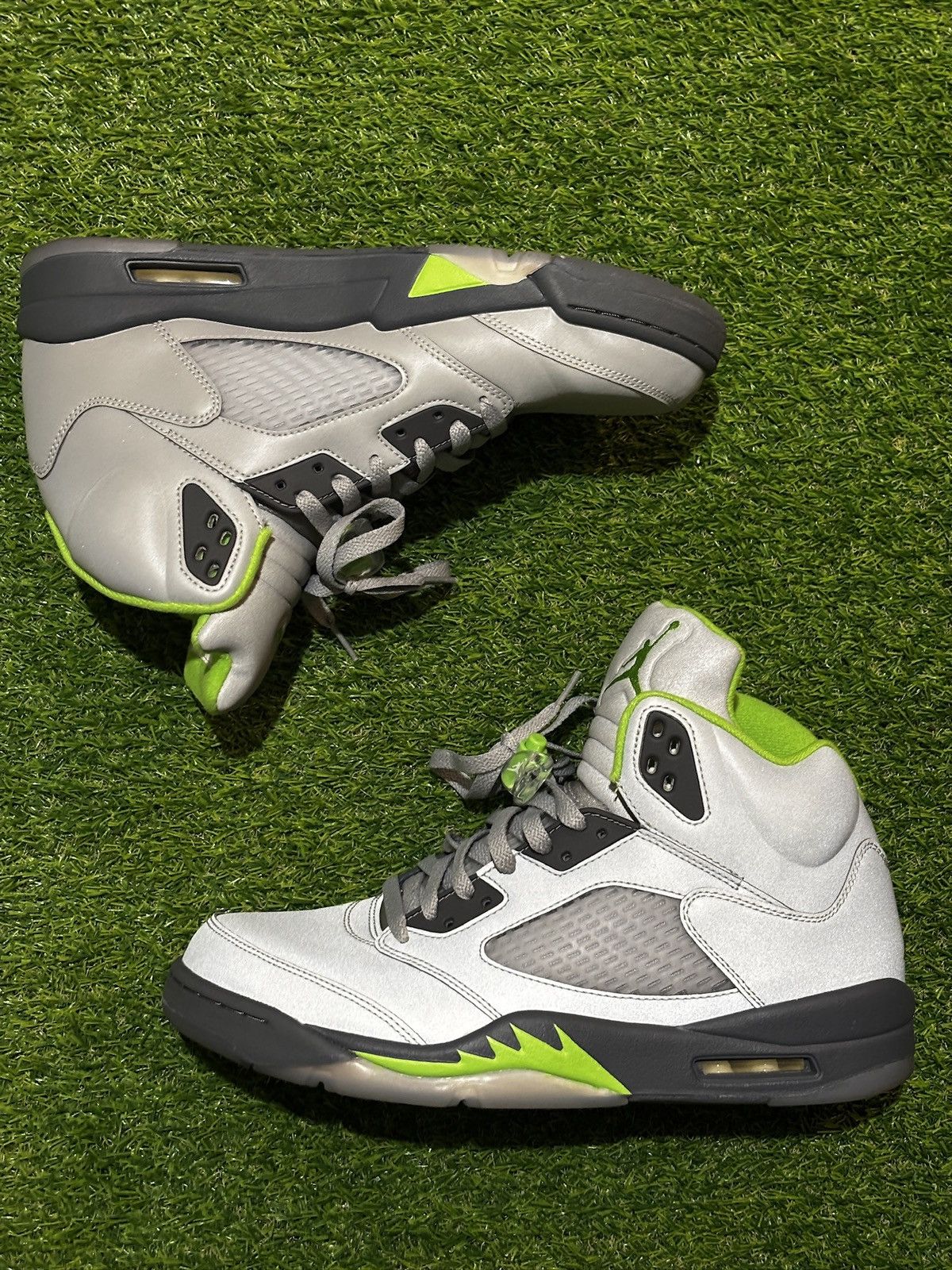Nike Nike Air Jordan 5 Retro Green Bean 2022 Size 12 Size US 12 / EU 45 - 2 Thumbnail