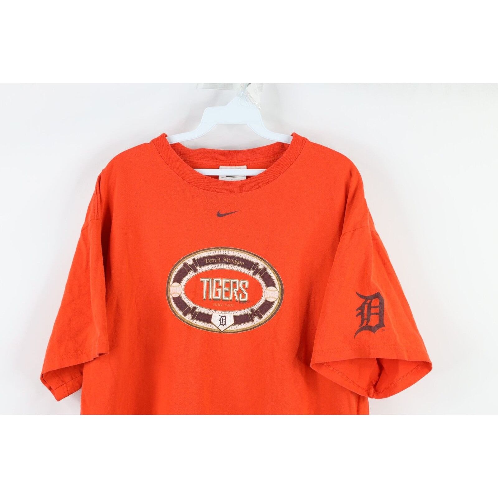 Nike × Vintage Vintage Nike Travis Scott Mini Swoosh Detroit Tigers T-Shirt Size US L / EU 52-54 / 3 - 2 Thumbnail