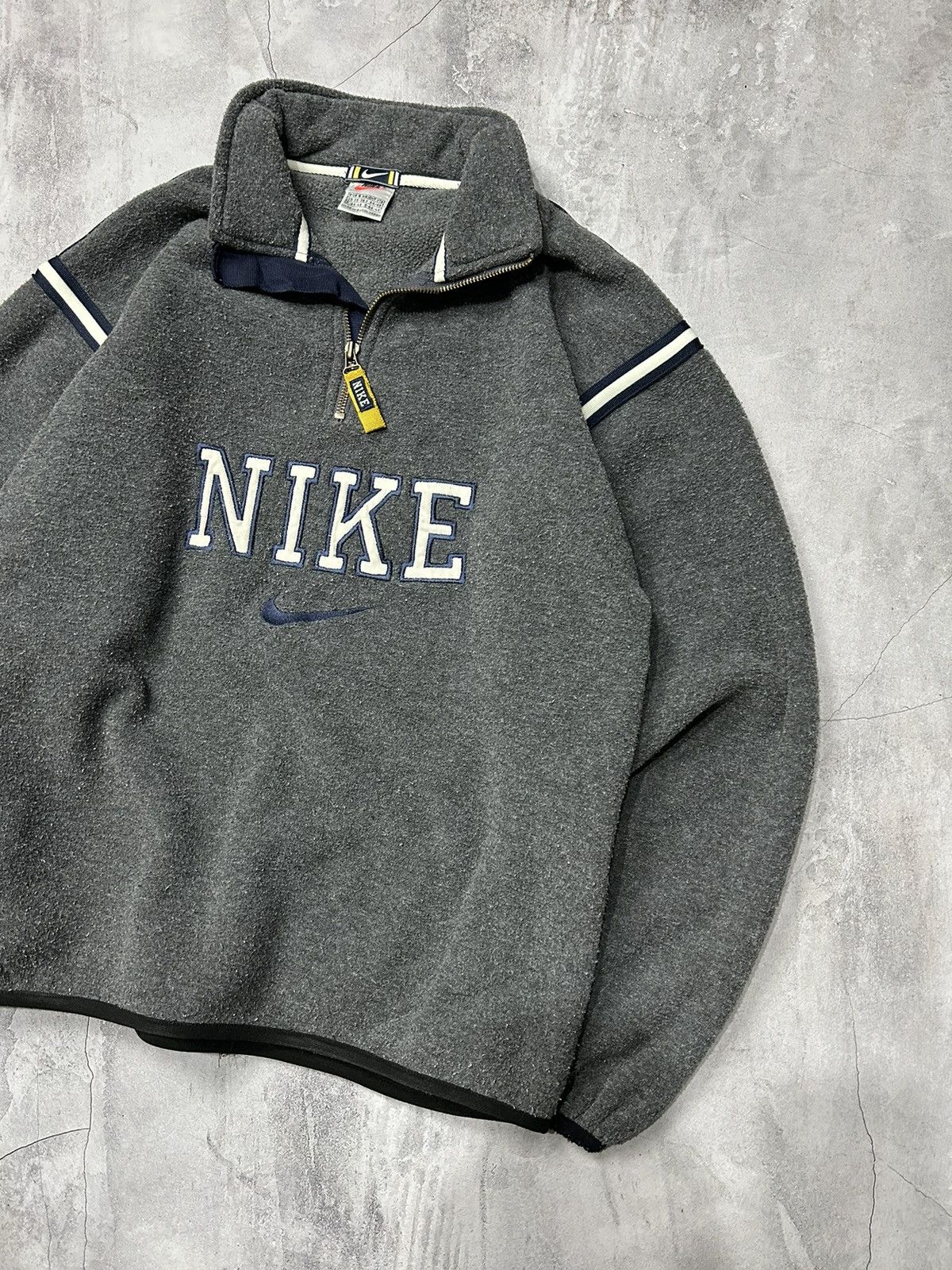 Nike × Nike ACG × Vintage Vintage Nike Y2K Fleece Sweatshirt Big Nike Logo Cent Size US S / EU 44-46 / 1 - 4 Thumbnail