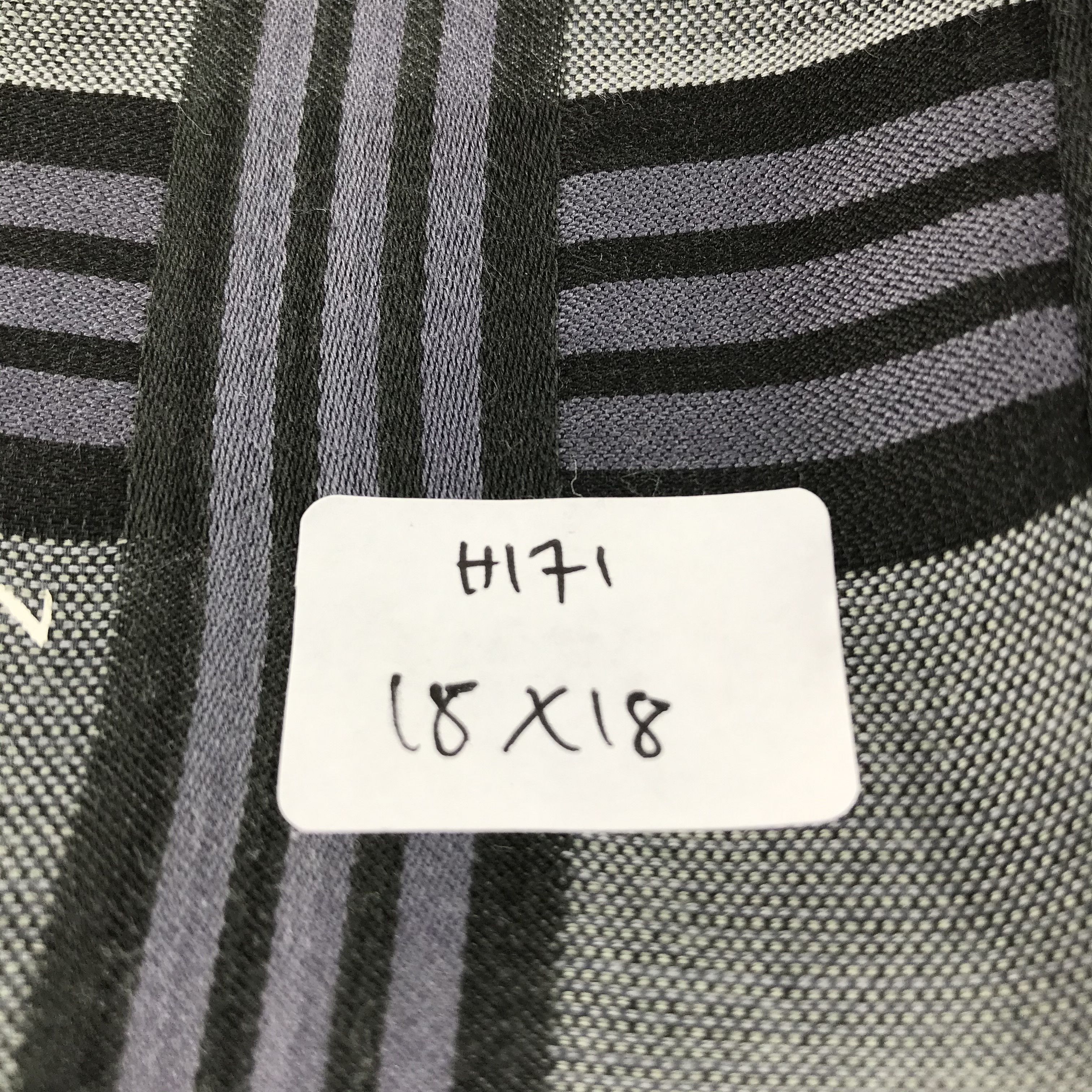 Pierre Balmain × Vintage Pierre Balmain Handkerchief Neckerchief Bandana H171 Size ONE SIZE - 7 Thumbnail