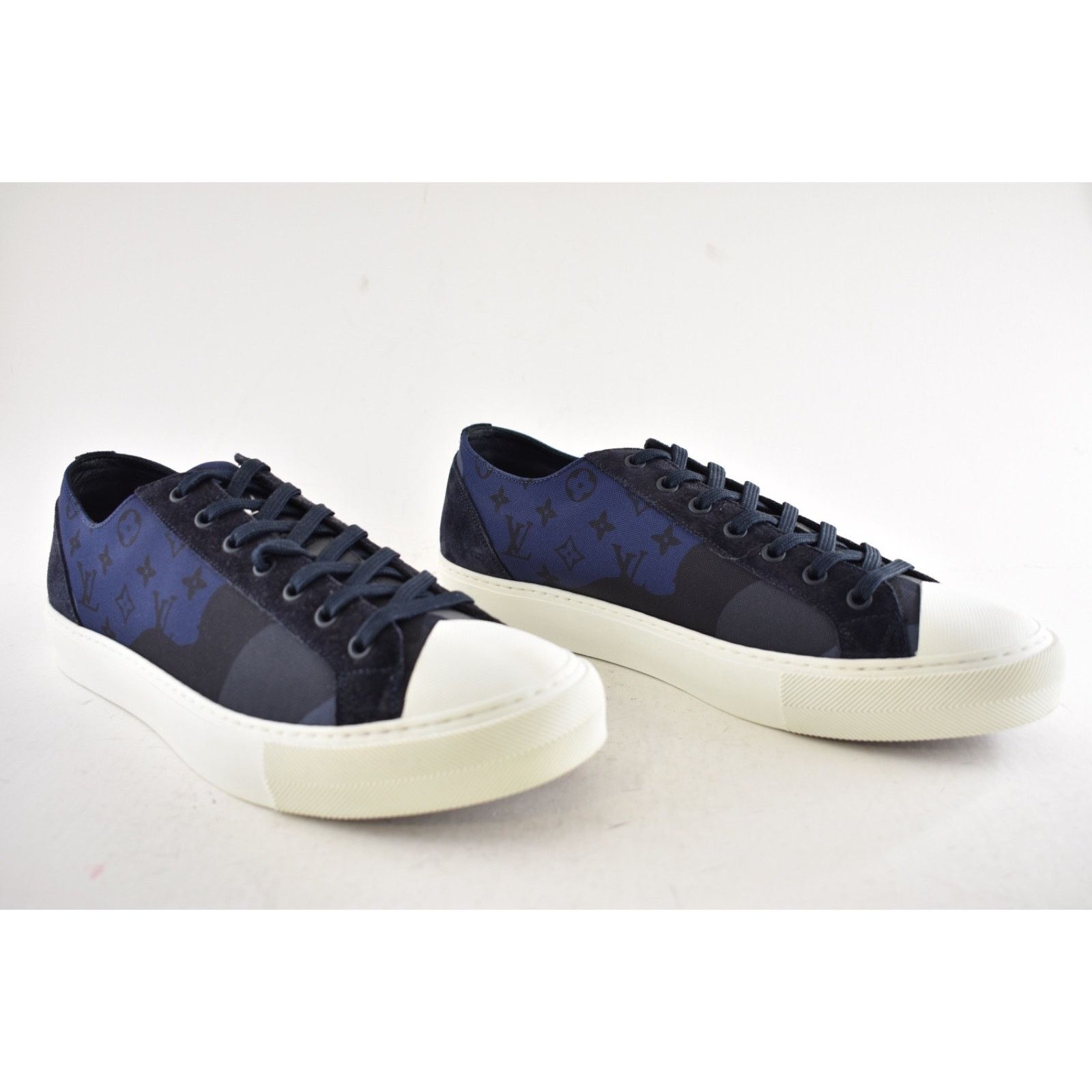 Louis Vuitton Louis Vuitton Tattoo Camo Blue Monogram LV Logo Low Top Size US 9 / EU 42 - 3 Thumbnail