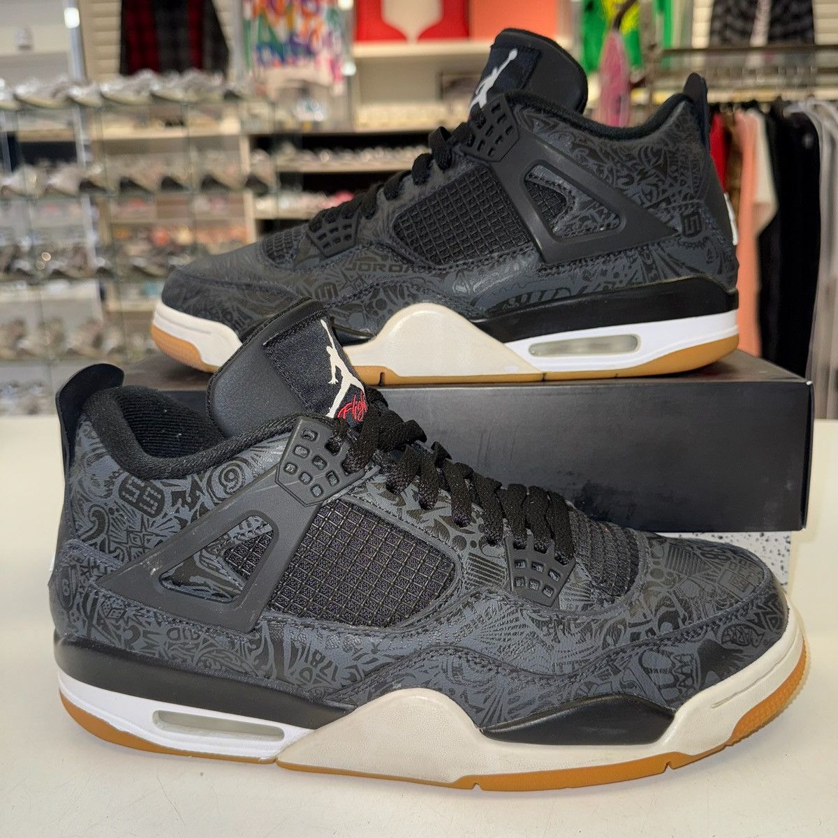 Jordan Brand Size 12 - Jordan 4 Retro Laser 2019 CI1184-001 Size US 12 / EU 45 - 1 Thumbnail